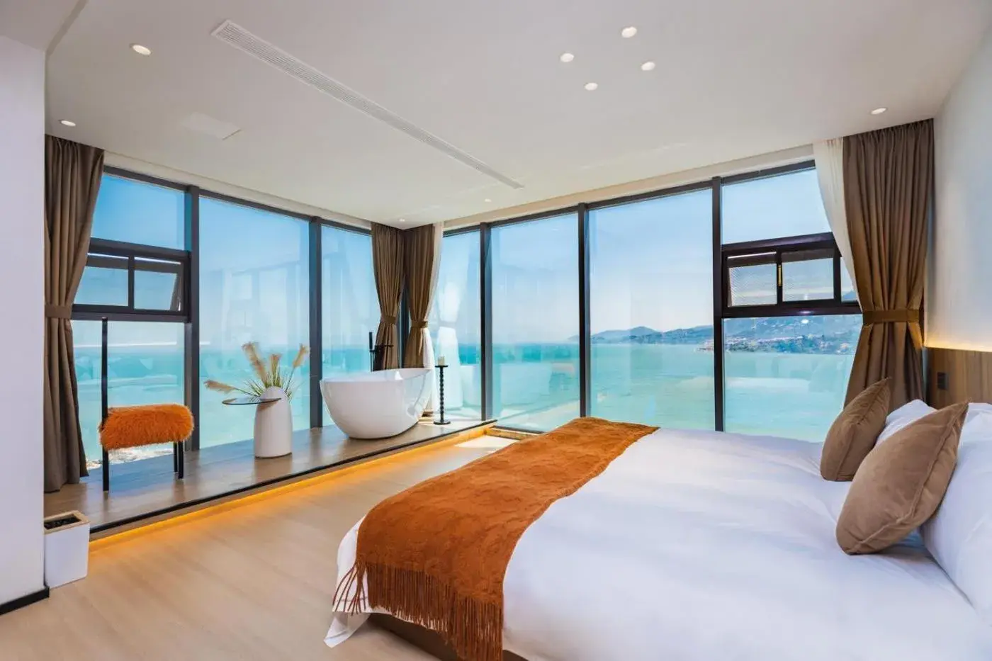 Superior Suite with Sea View in Qingdao Momer Cliff Ocean View Villas Superior Suite with Sea View in Qingdao Momer Cliff Ocean View Villas