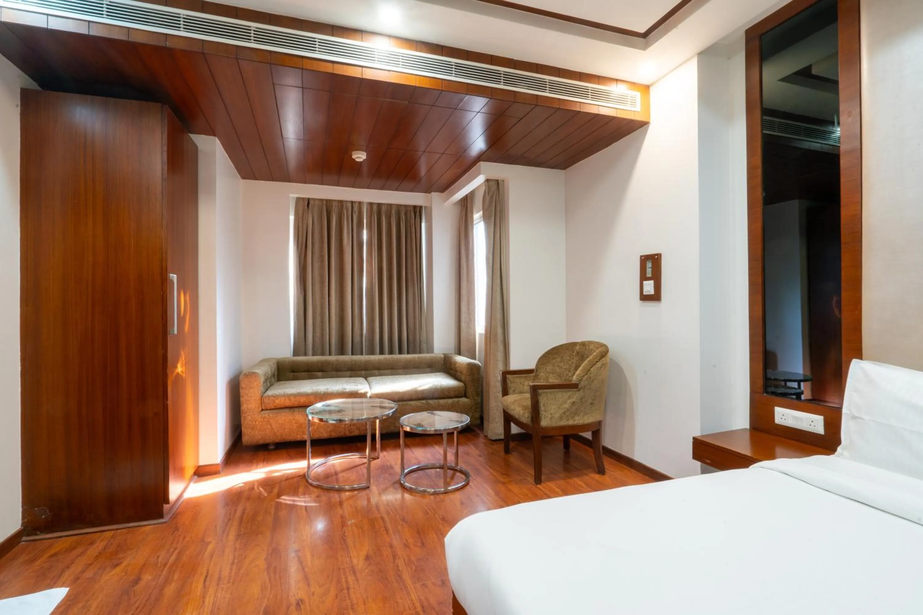 View (from property/room), Bed in Grand FFOUR near Nehru Place, Delhi