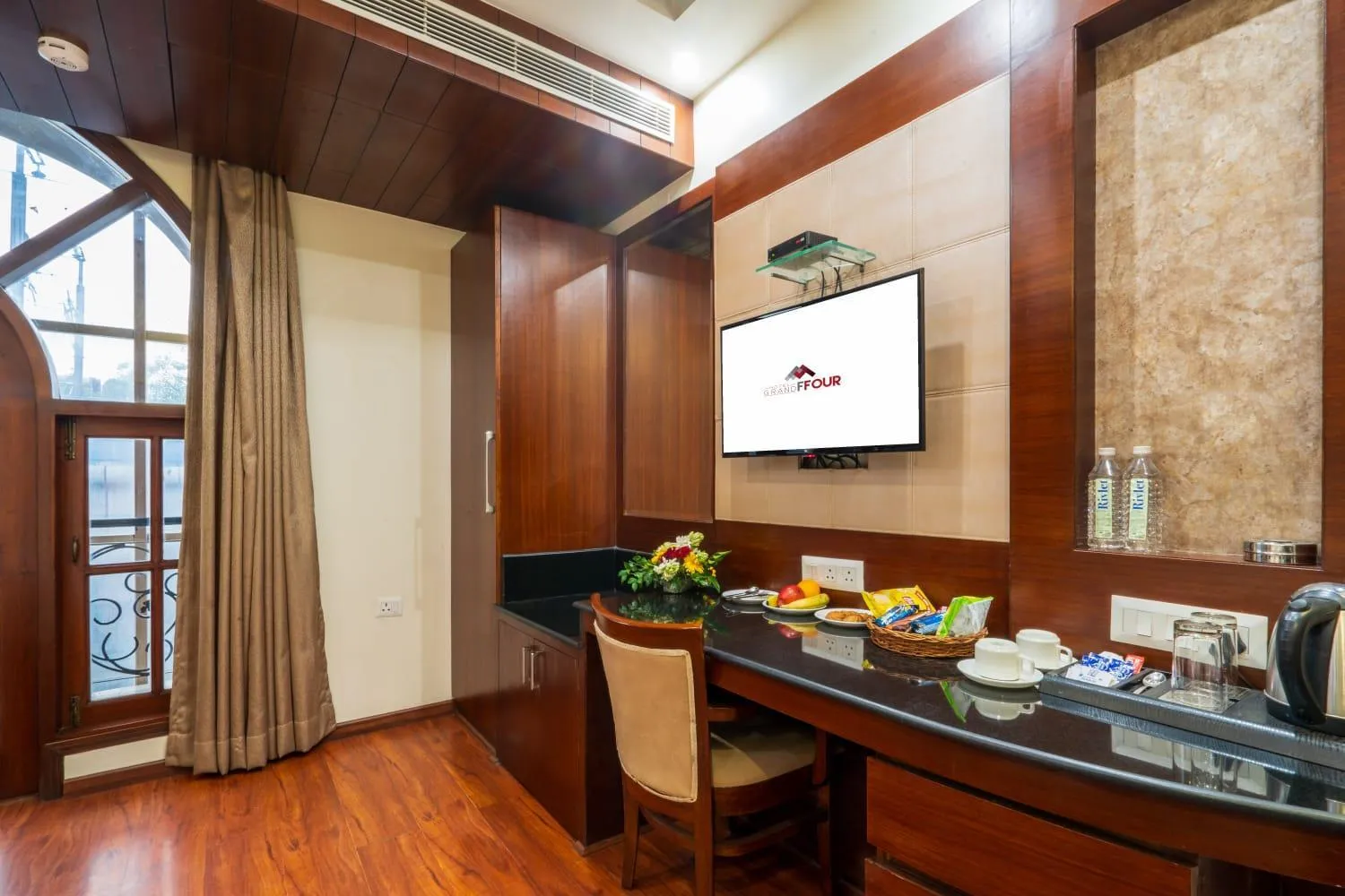 TV and multimedia in Grand FFOUR near Nehru Place, Delhi