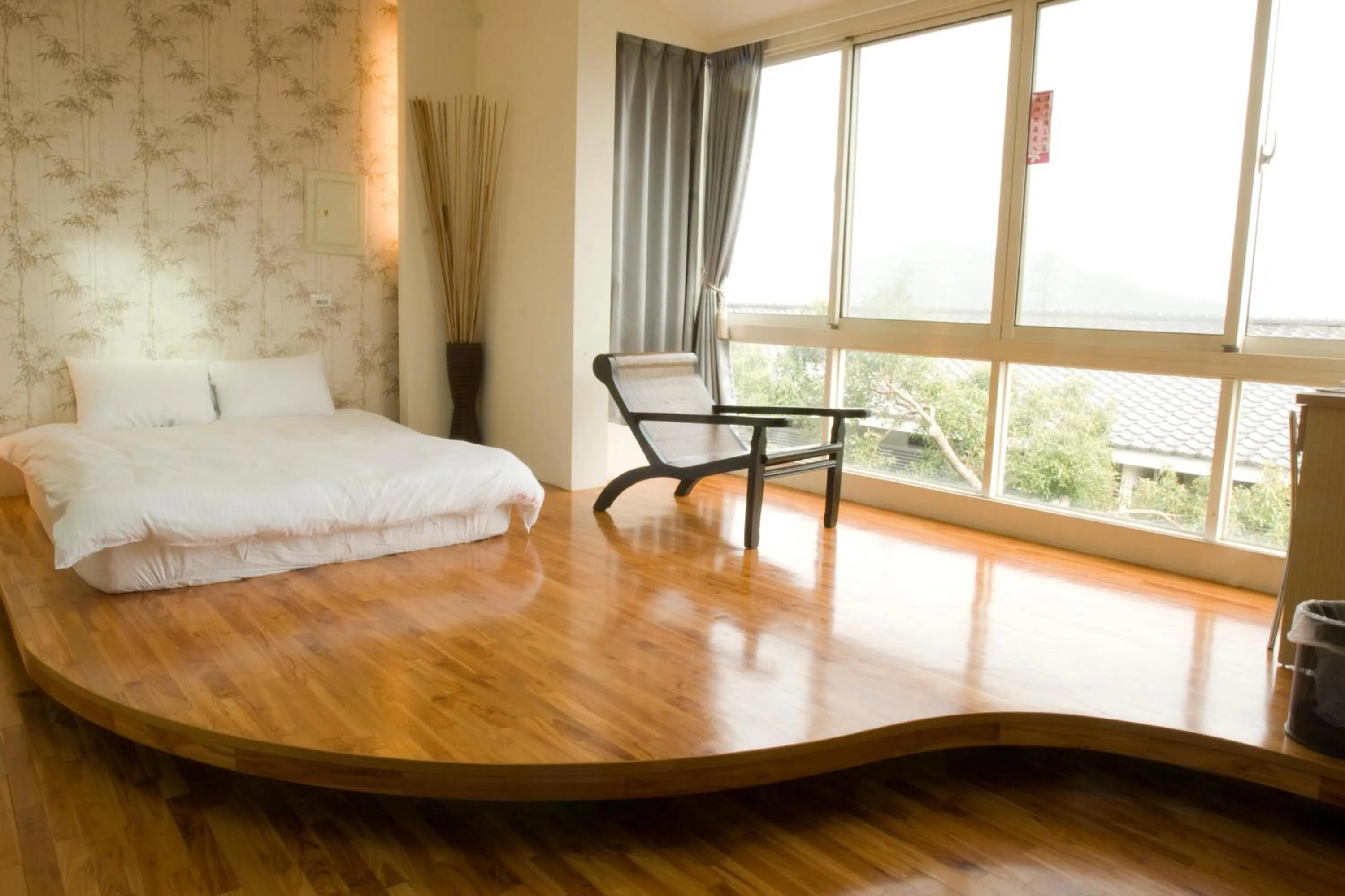 Photo of the whole room, Bed in Sanyi Happiness B&B