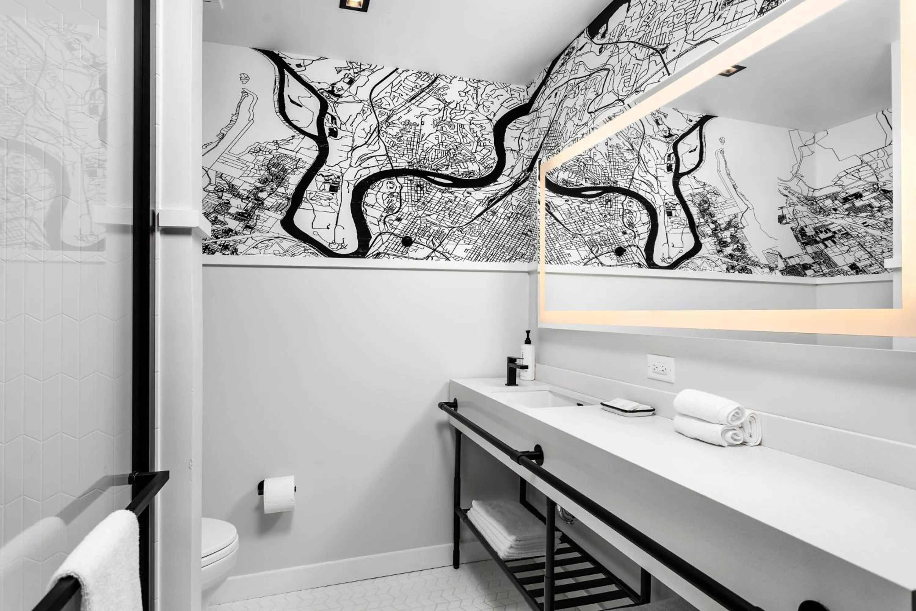 Bathroom in Caption By Hyatt Chattanooga Downtown