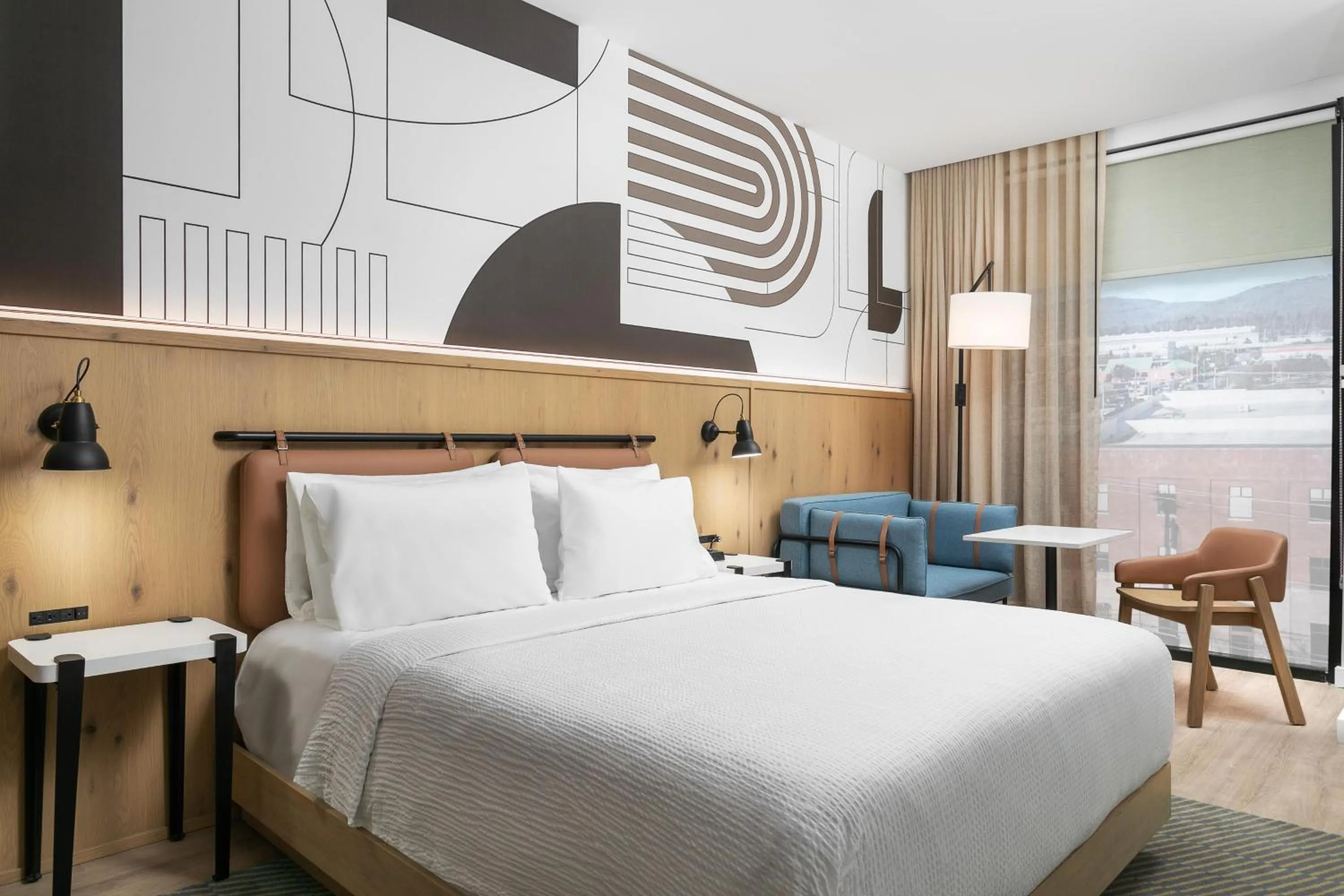 Bedroom, Bed in Caption By Hyatt Chattanooga Downtown