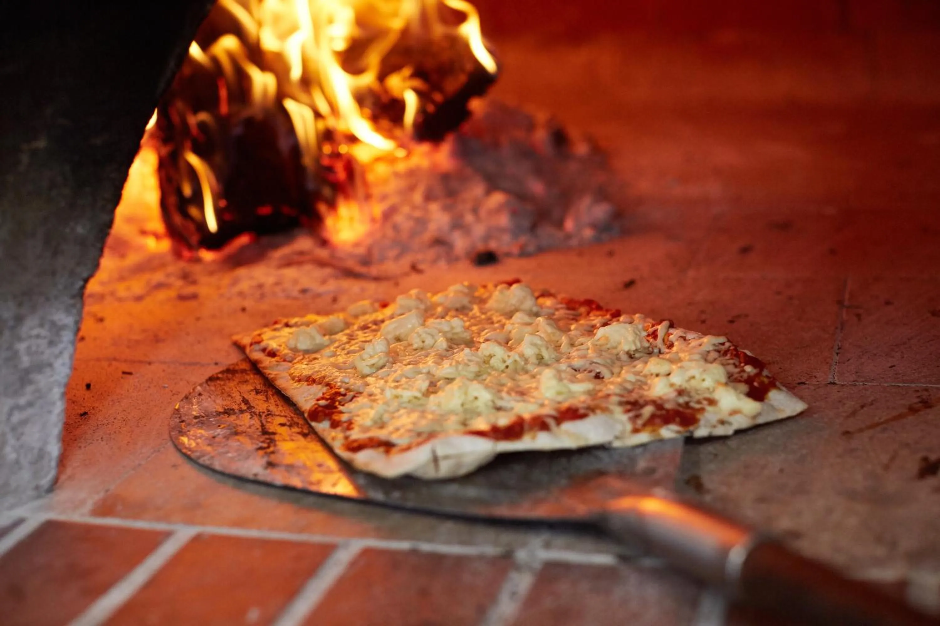 Restaurant/places to eat in President Hotel