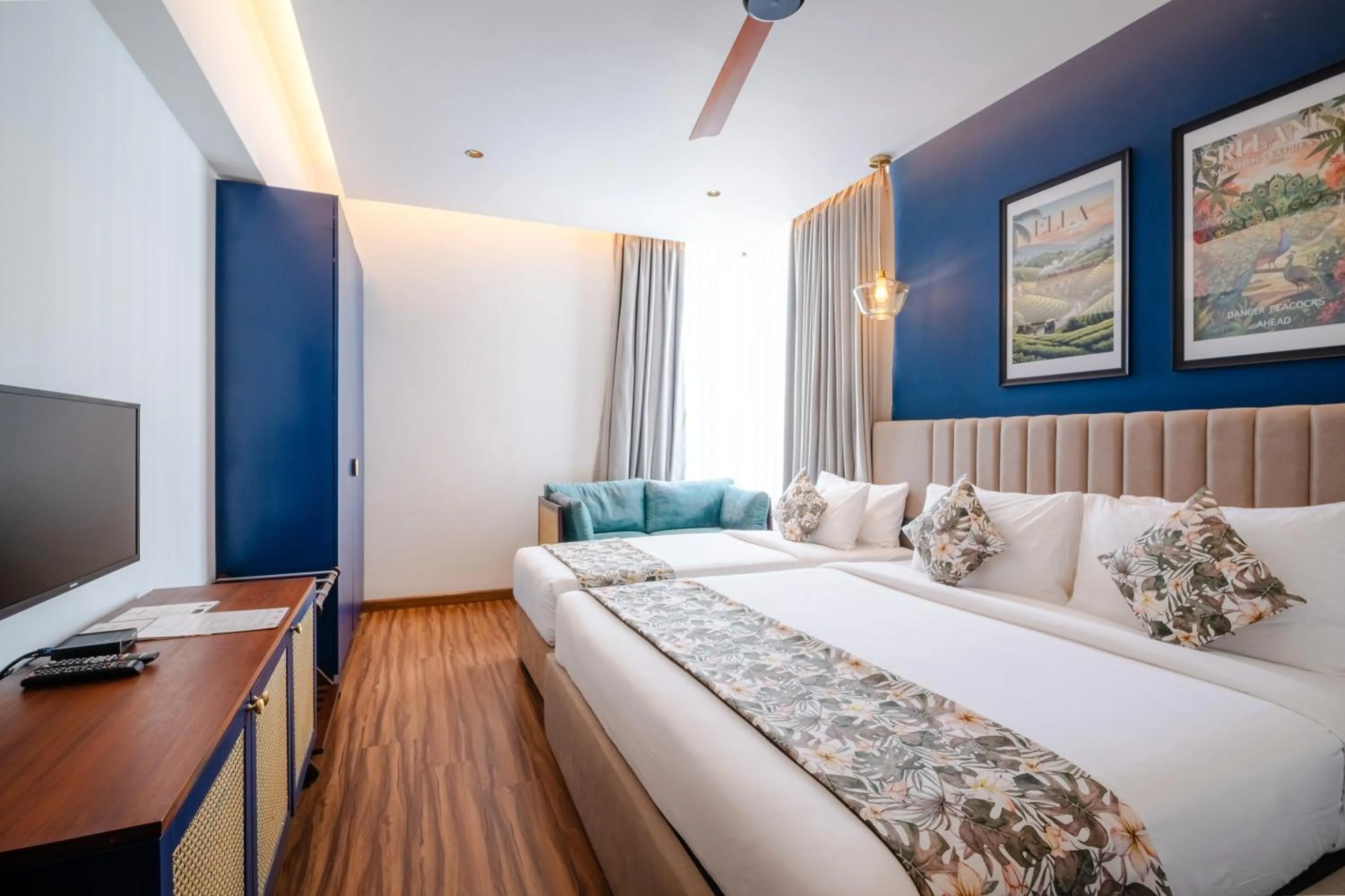 Superior Triple Room in MK Colombo