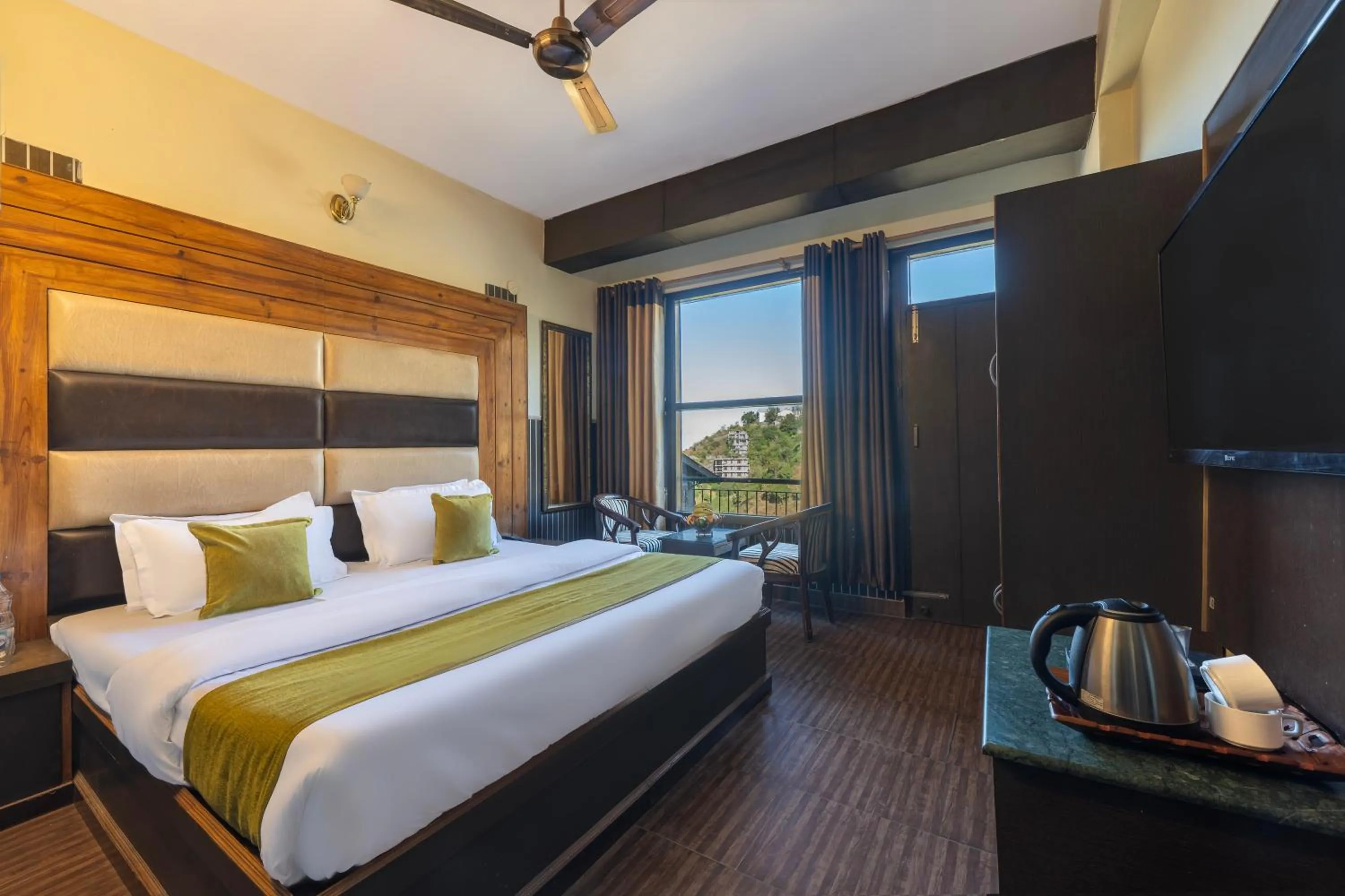 Bed in Kasauli Residency Near Mall road Kasauli