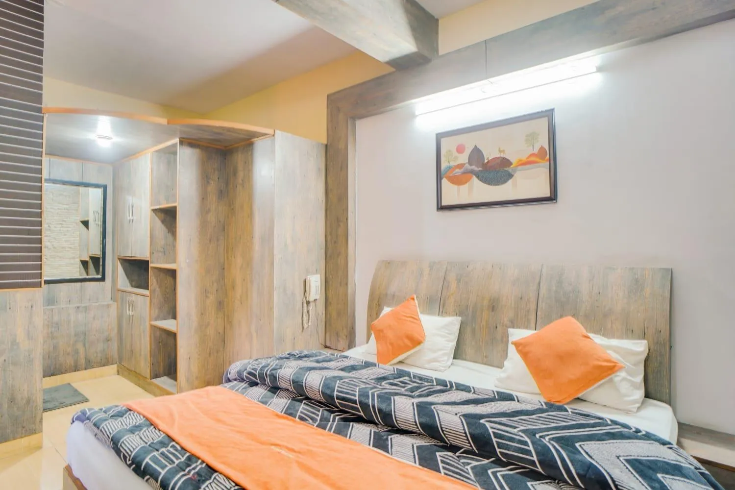 Bed in Kasauli Residency Near Mall road Kasauli