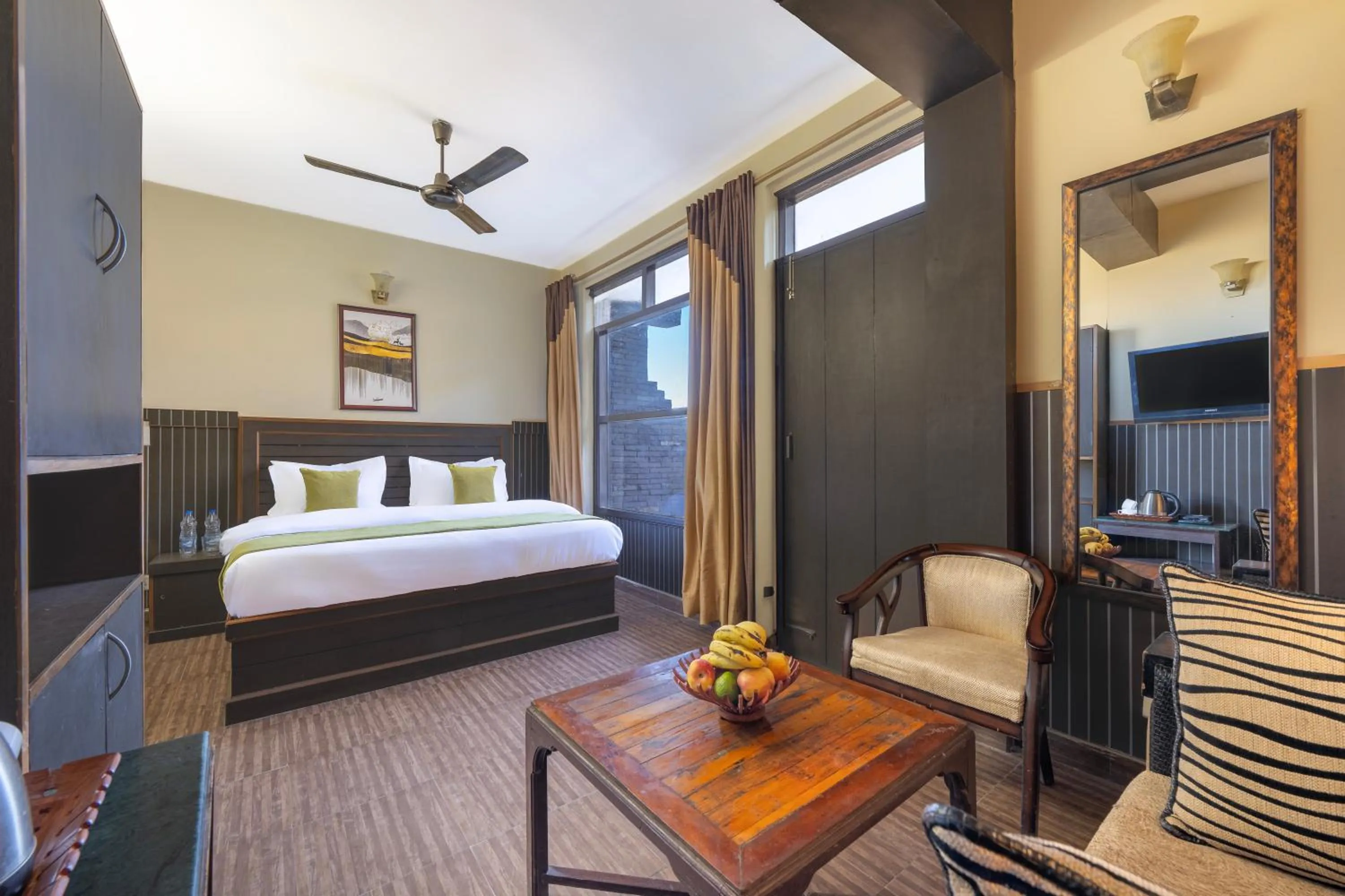 Bed in Kasauli Residency Near Mall road Kasauli