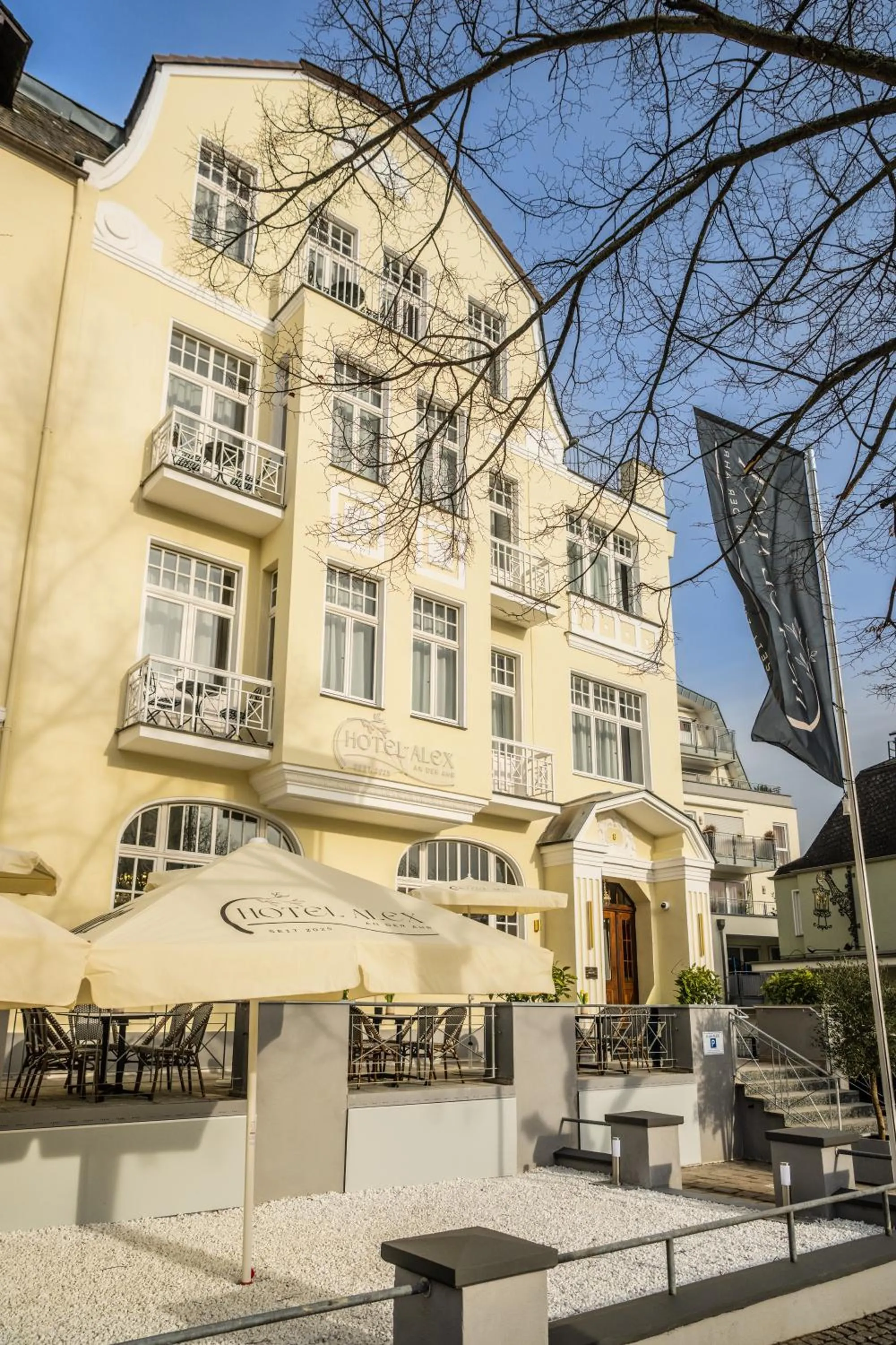 Property building in Hotel Alex an der Ahr