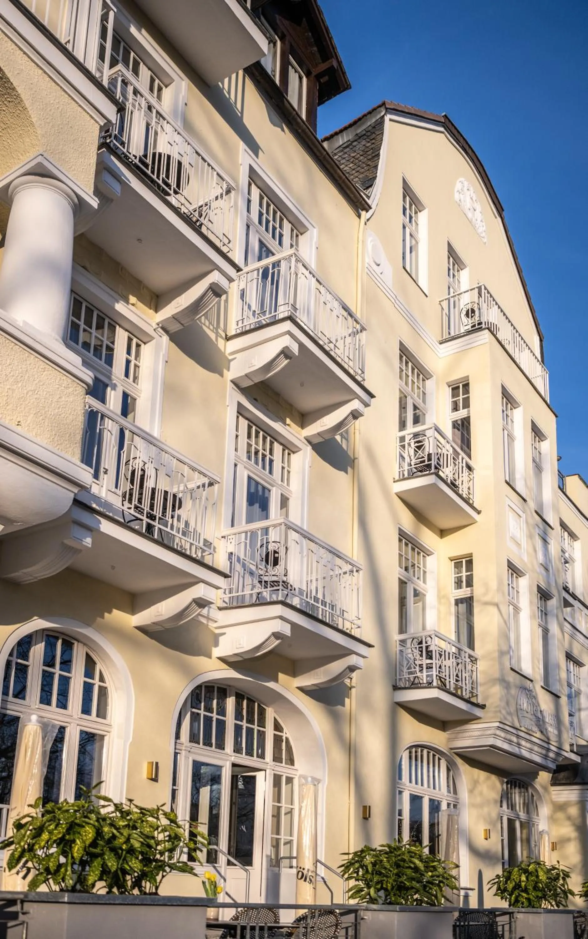 Property building in Hotel Alex an der Ahr