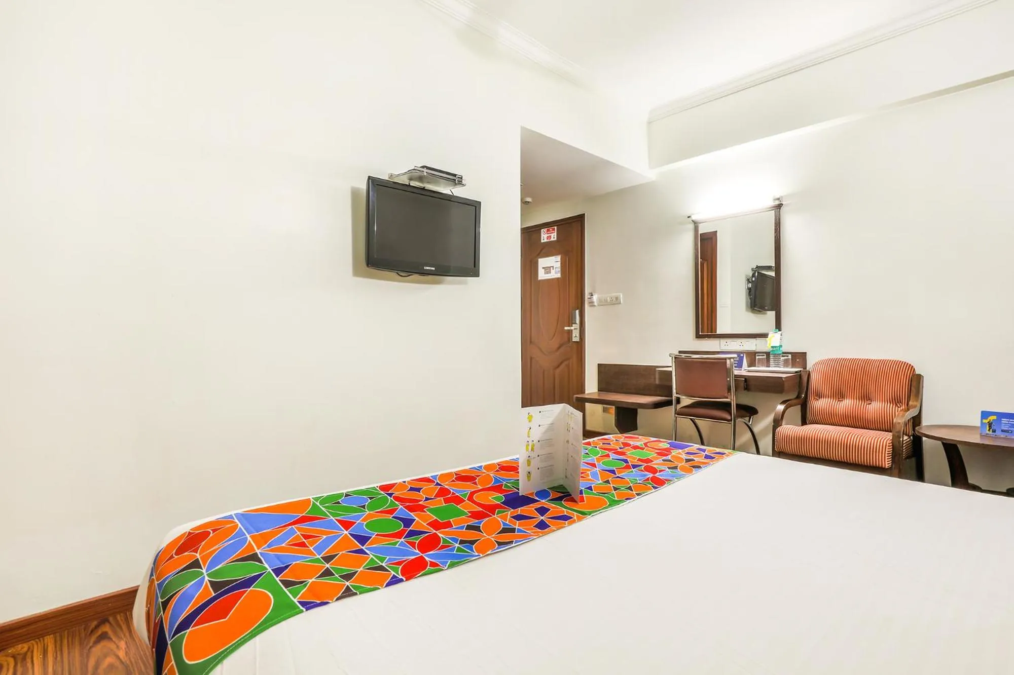 TV and multimedia, Bed in FabHotel Sri Krishna Suites - Bellandur