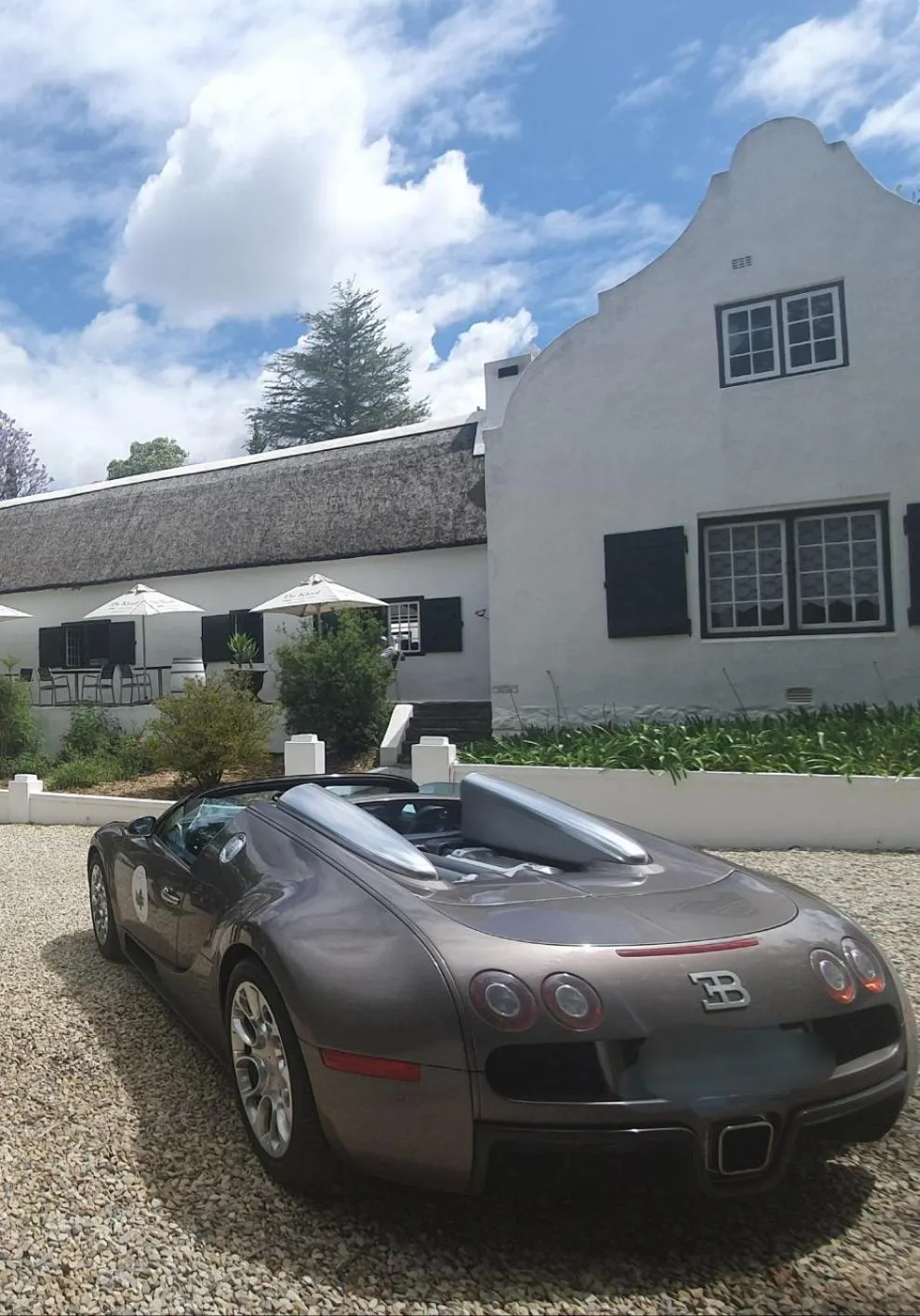 Parking in De Kloof Heritage Estate and Wellness