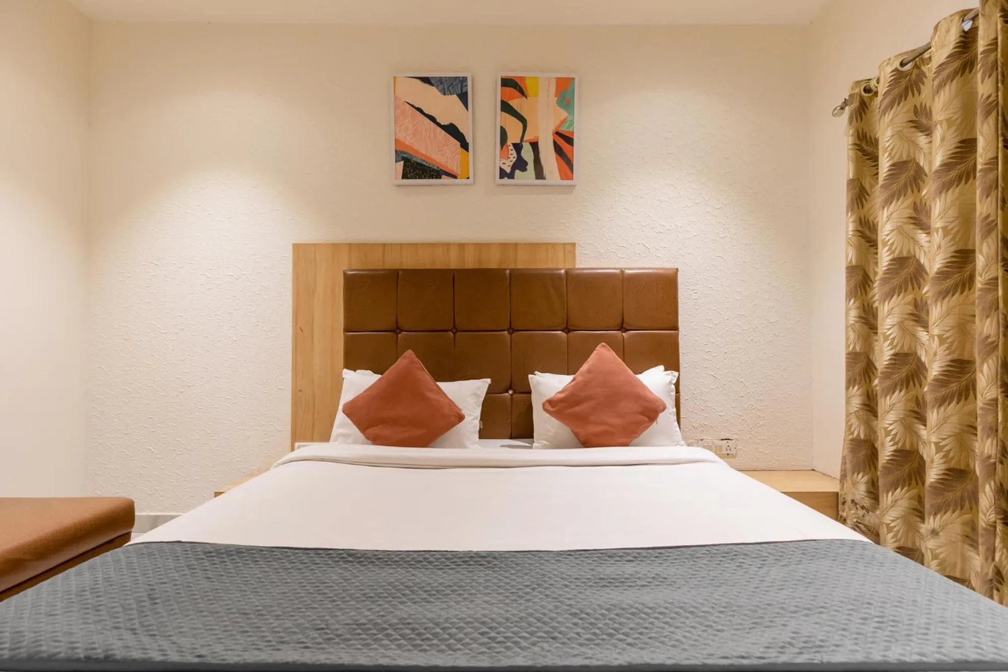 Bed in FabHotel Prime The Oasis