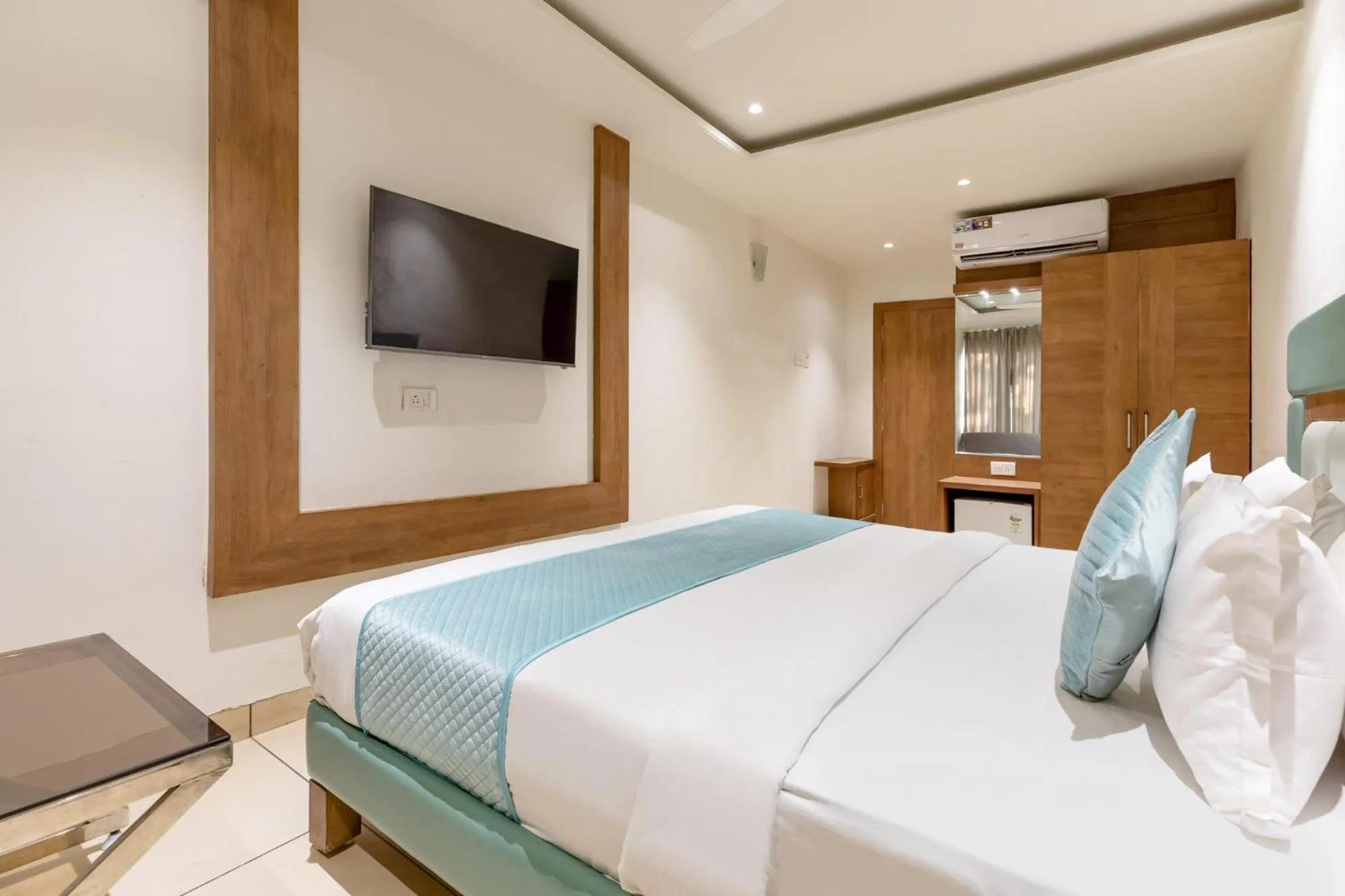 Bed in FabHotel Prime The Oasis