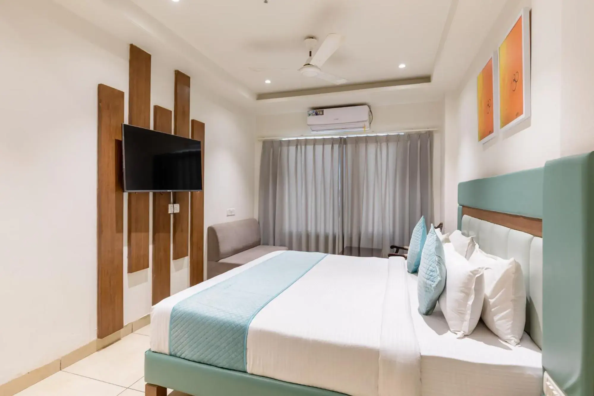 Bed in FabHotel Prime The Oasis Bed in FabHotel Prime The Oasis