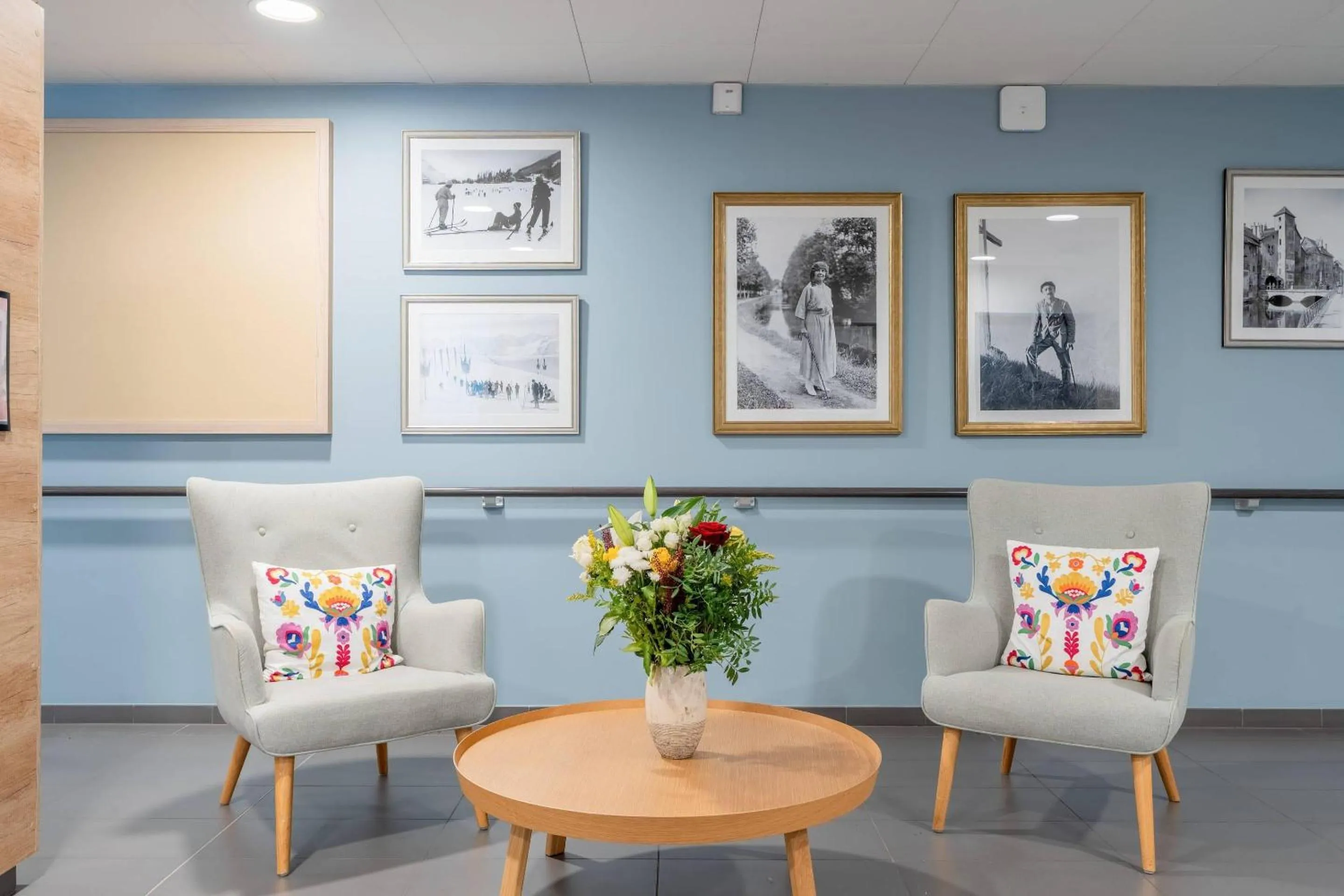 Lobby or reception in Quality Aparthotel Bourgoin-Jallieu