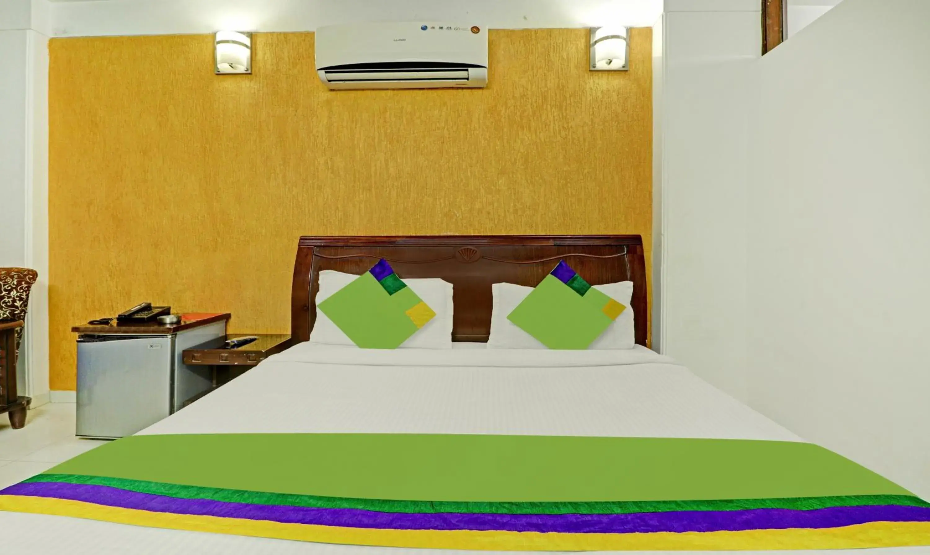 Bedroom, Bed in Treebo Sky 5 Bedroom, Bed in Treebo Sky 5