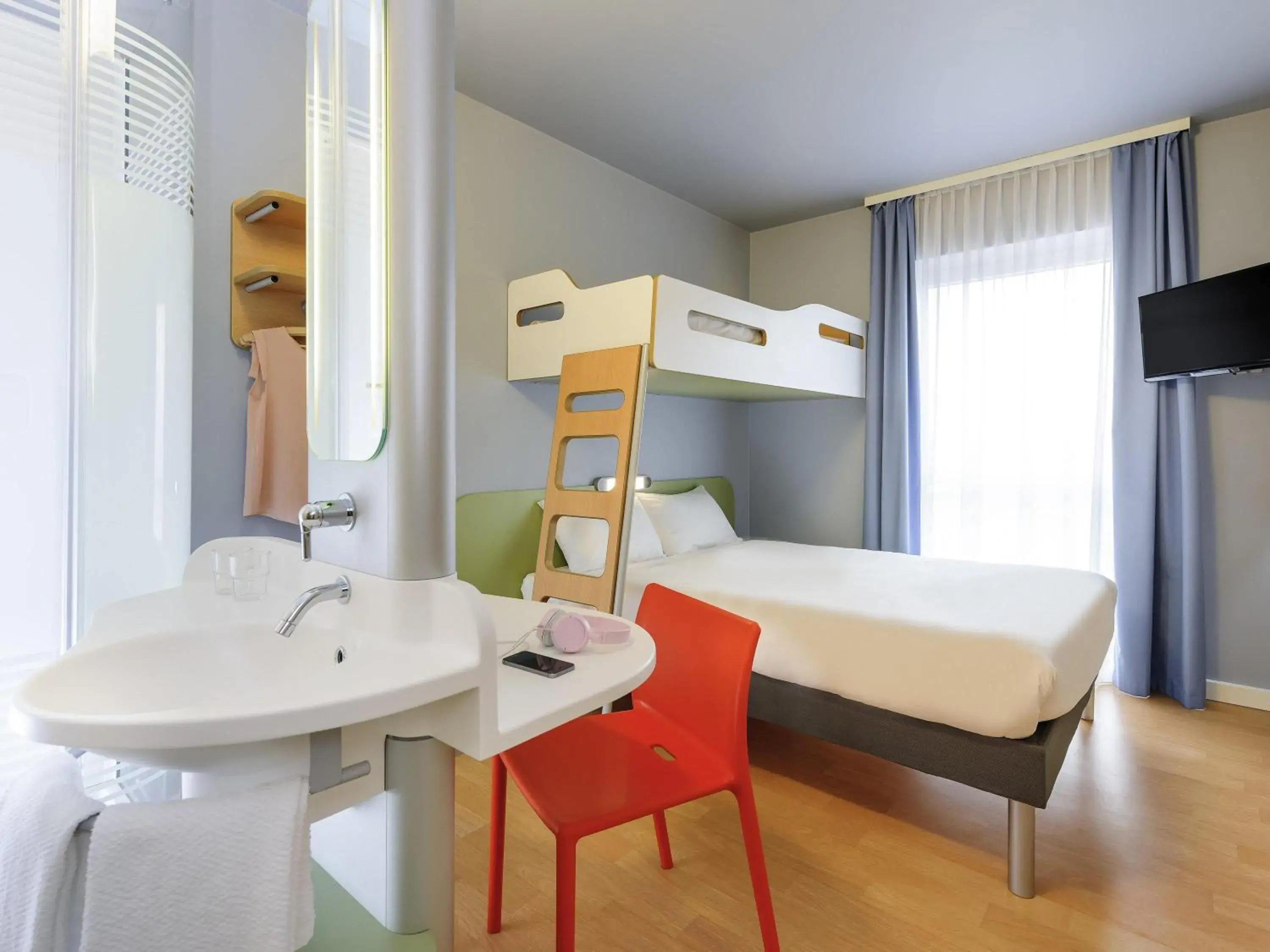 Bedroom, Bed in Ibis Budget Bamberg Bedroom, Bed in Ibis Budget Bamberg