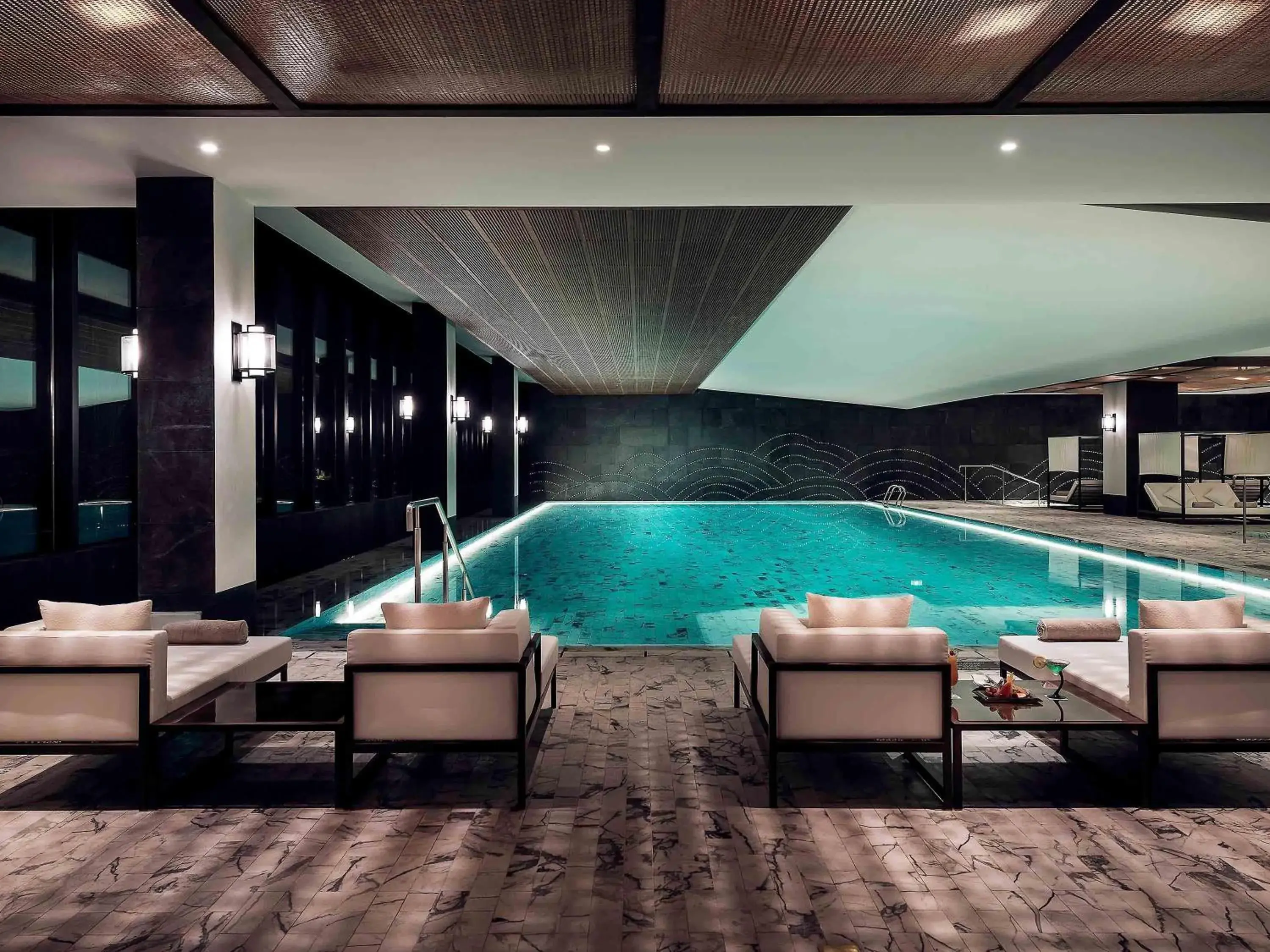 Pool view in Pullman Kaifeng Jianye Pool view in Pullman Kaifeng Jianye