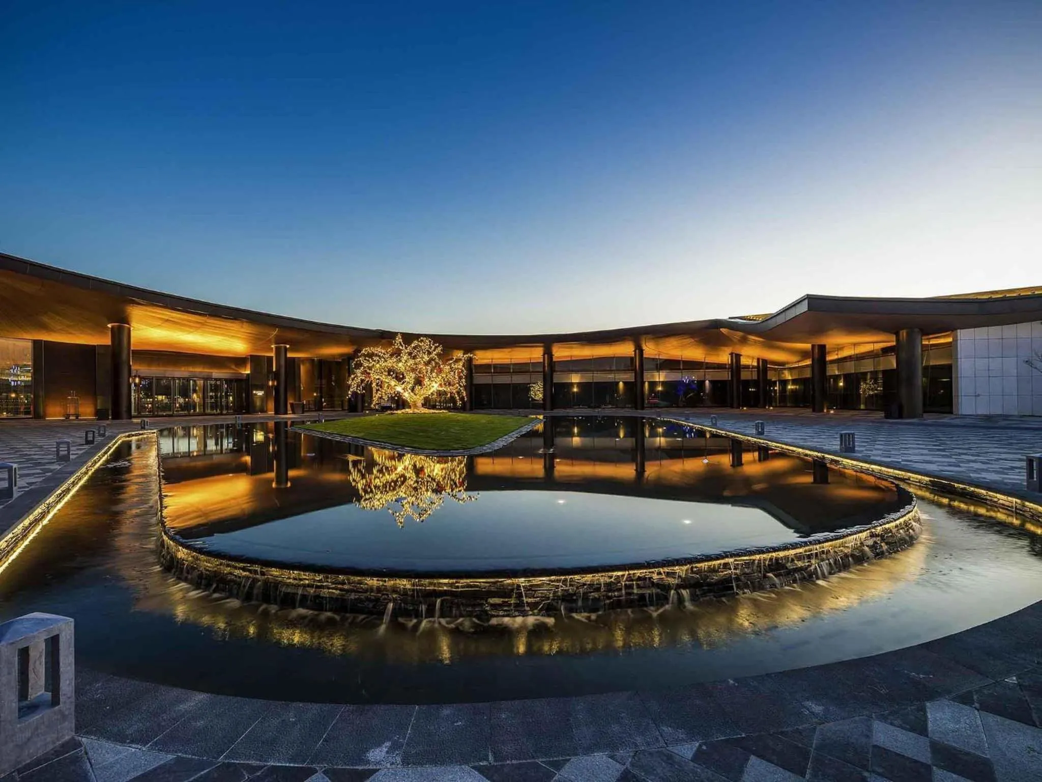 Property building in Pullman Kaifeng Jianye