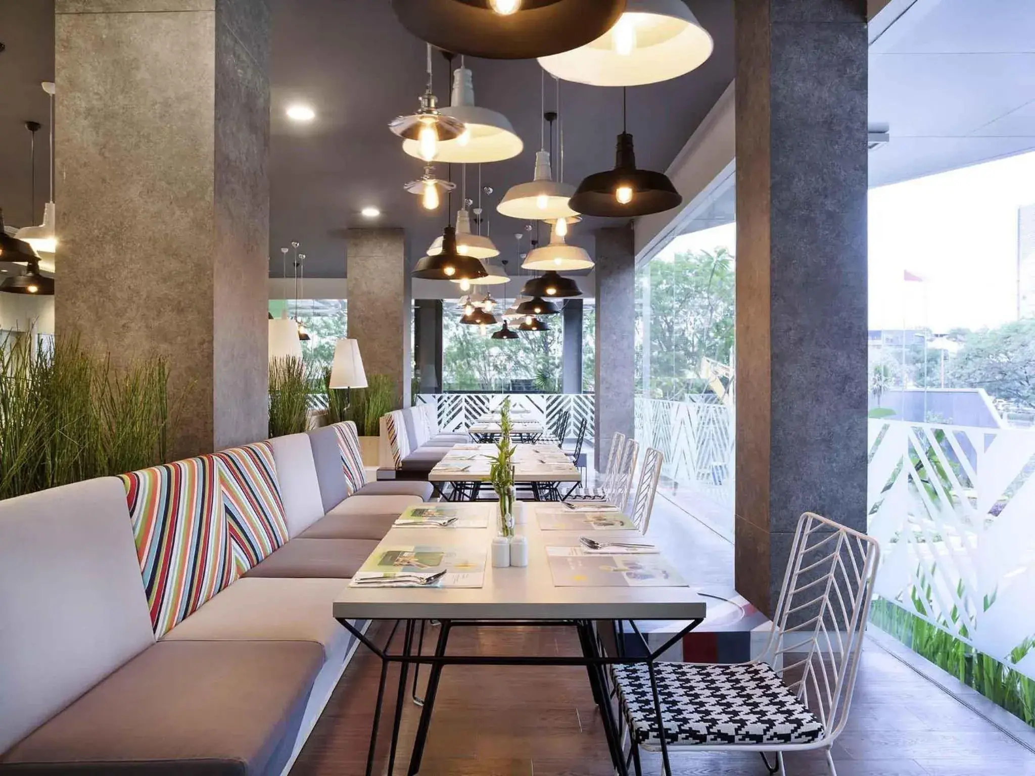 Restaurant/places to eat in Ibis Styles Jakarta Sunter Restaurant/places to eat in Ibis Styles Jakarta Sunter