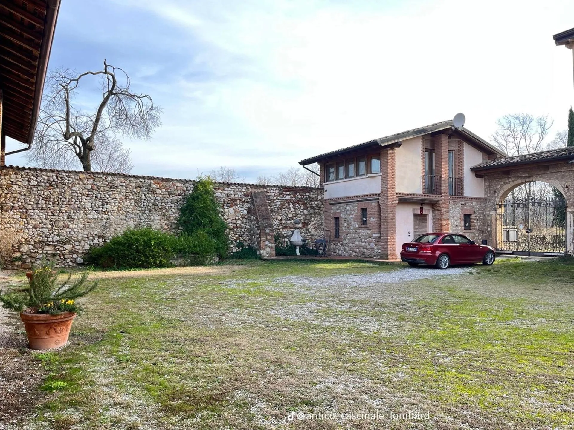 Antico Cascinale Lombardo