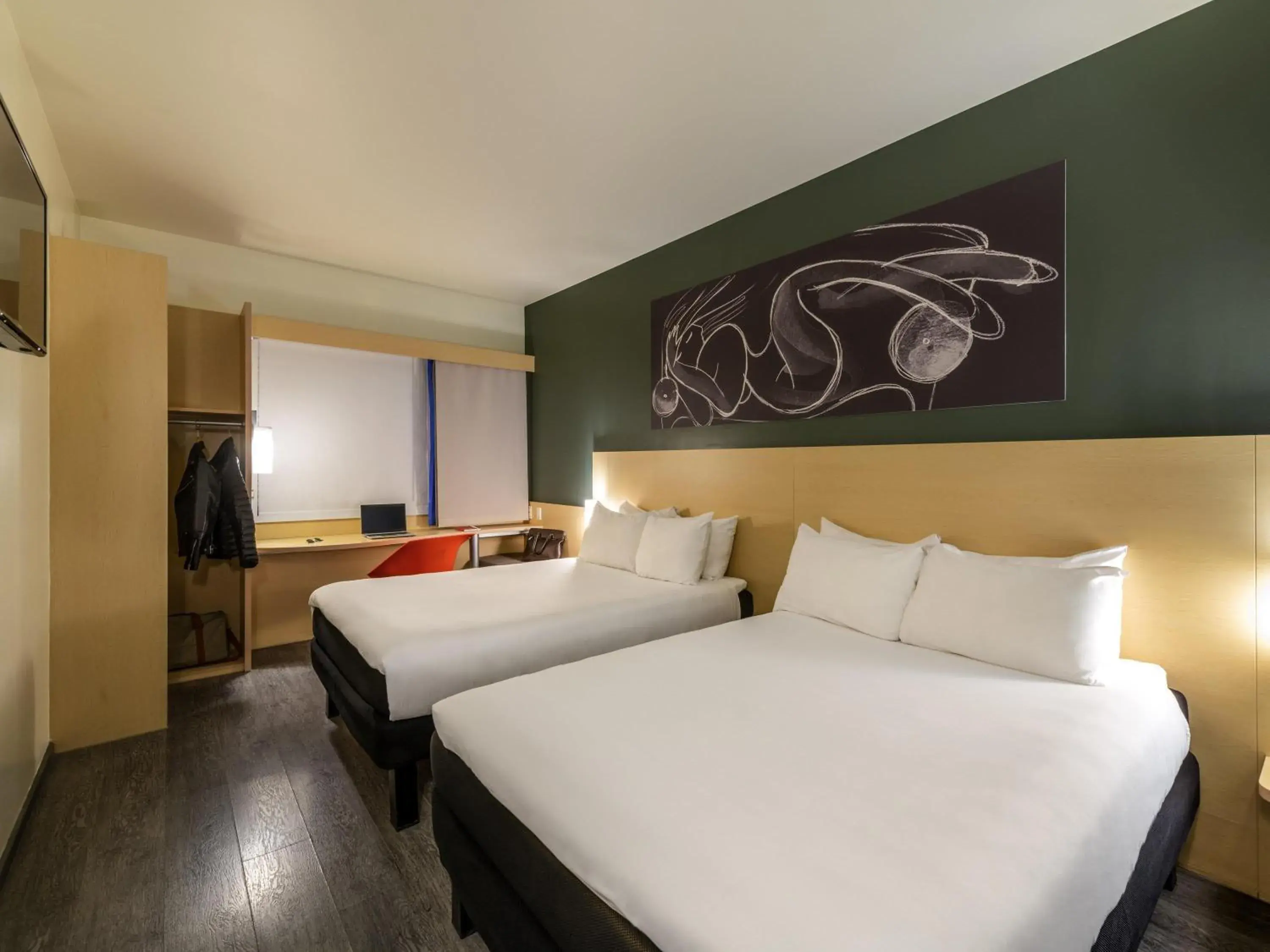 Standard Twin Room in Ibis Queretaro Standard Twin Room in Ibis Queretaro