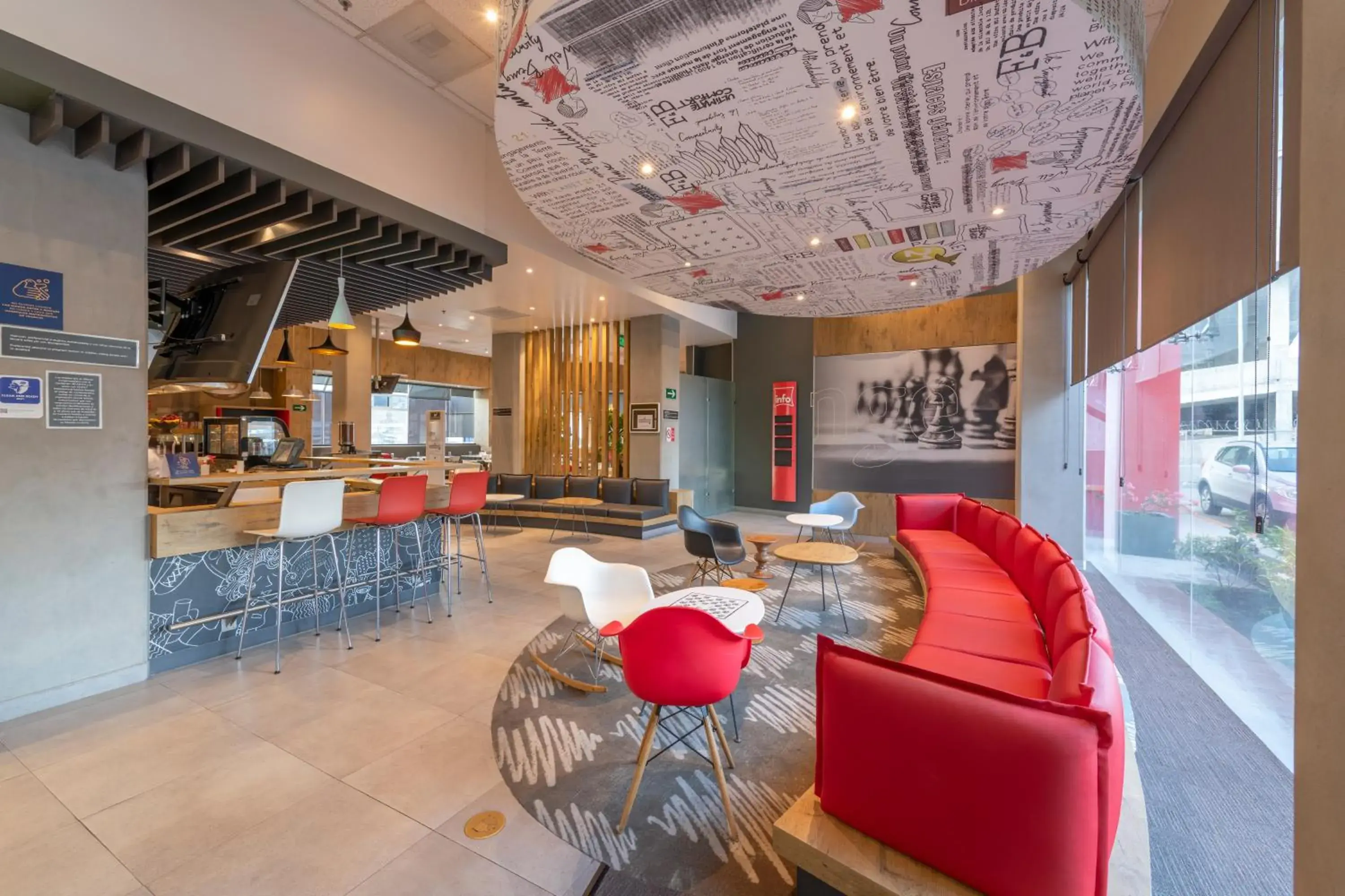 Property building in Ibis Queretaro Property building in Ibis Queretaro