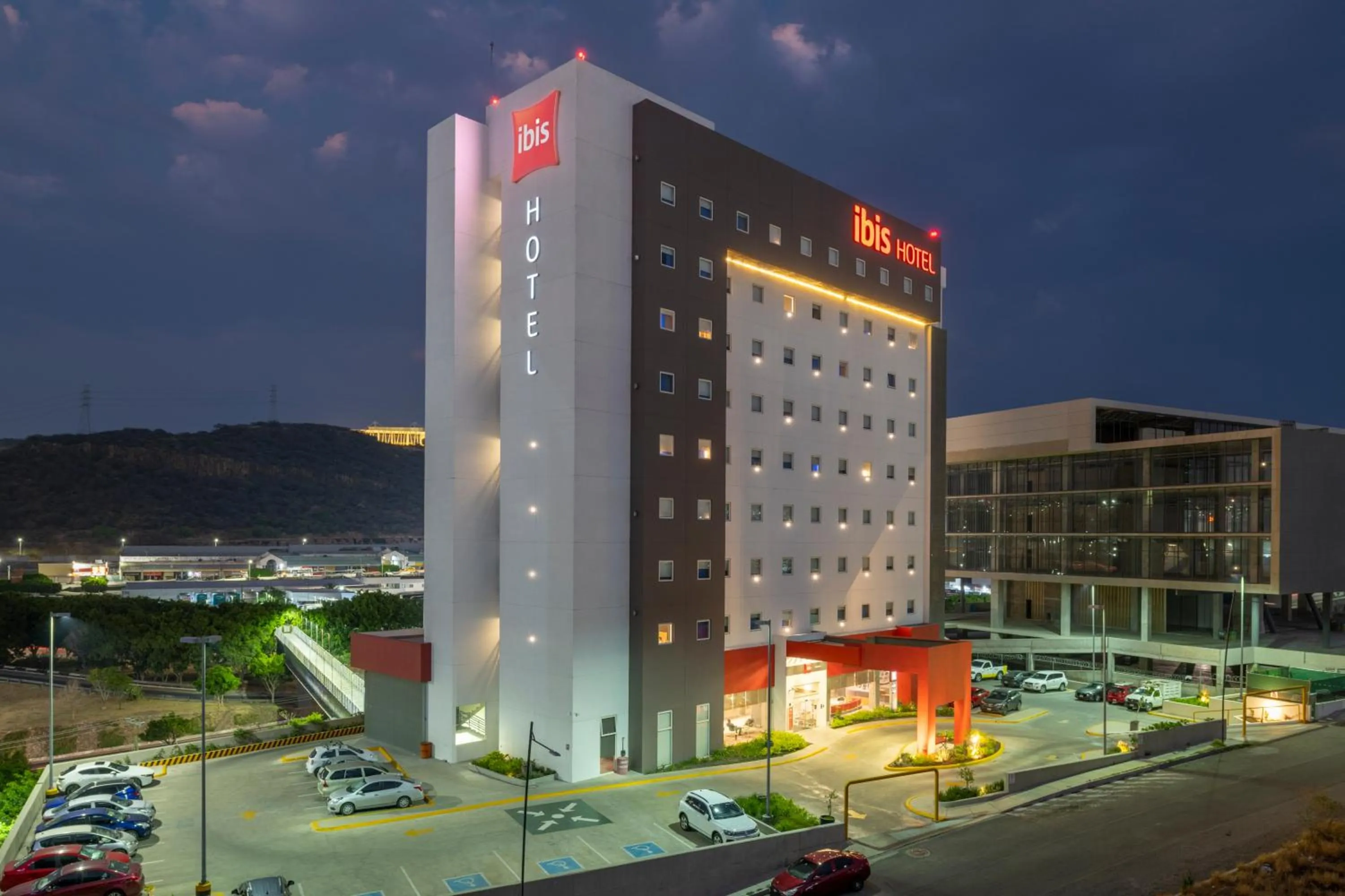 Property building in Ibis Queretaro