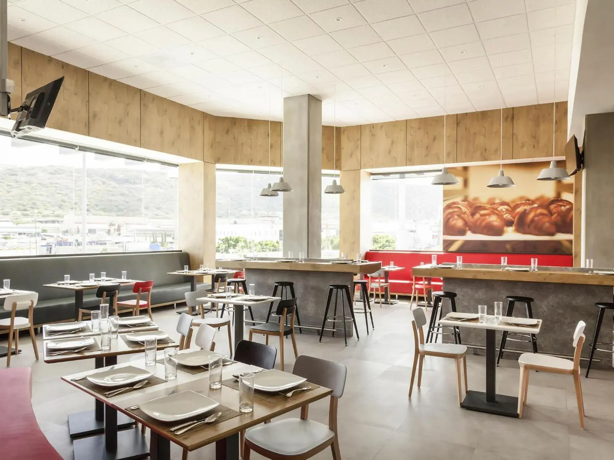 Restaurant/places to eat in Ibis Queretaro Restaurant/places to eat in Ibis Queretaro
