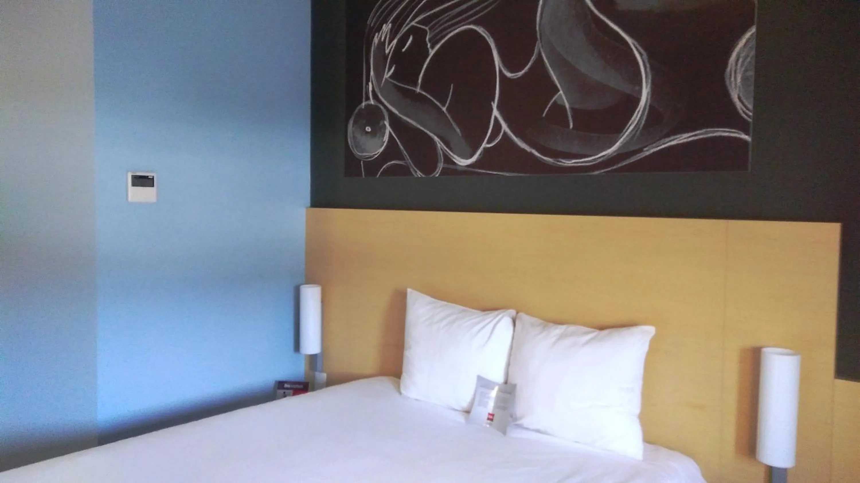 Bedroom, Bed in Ibis Queretaro