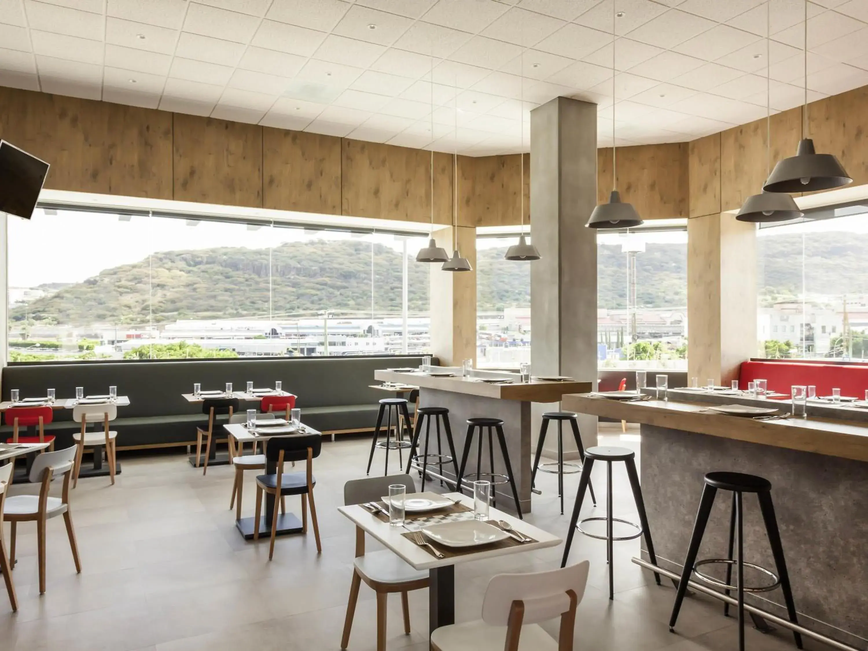 Restaurant/places to eat in Ibis Queretaro Restaurant/places to eat in Ibis Queretaro