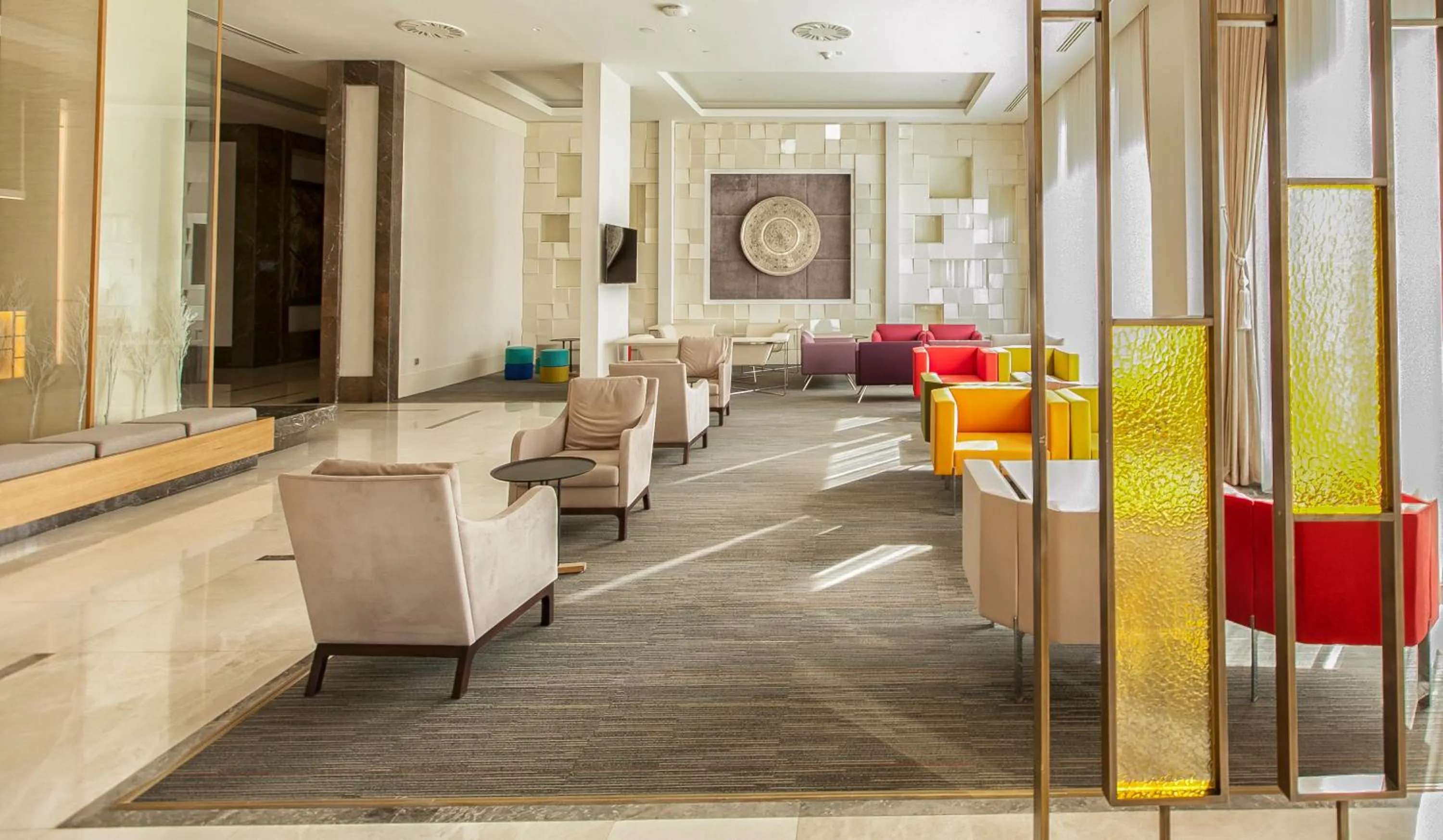 Lounge or bar in Novotel Diyarbakir