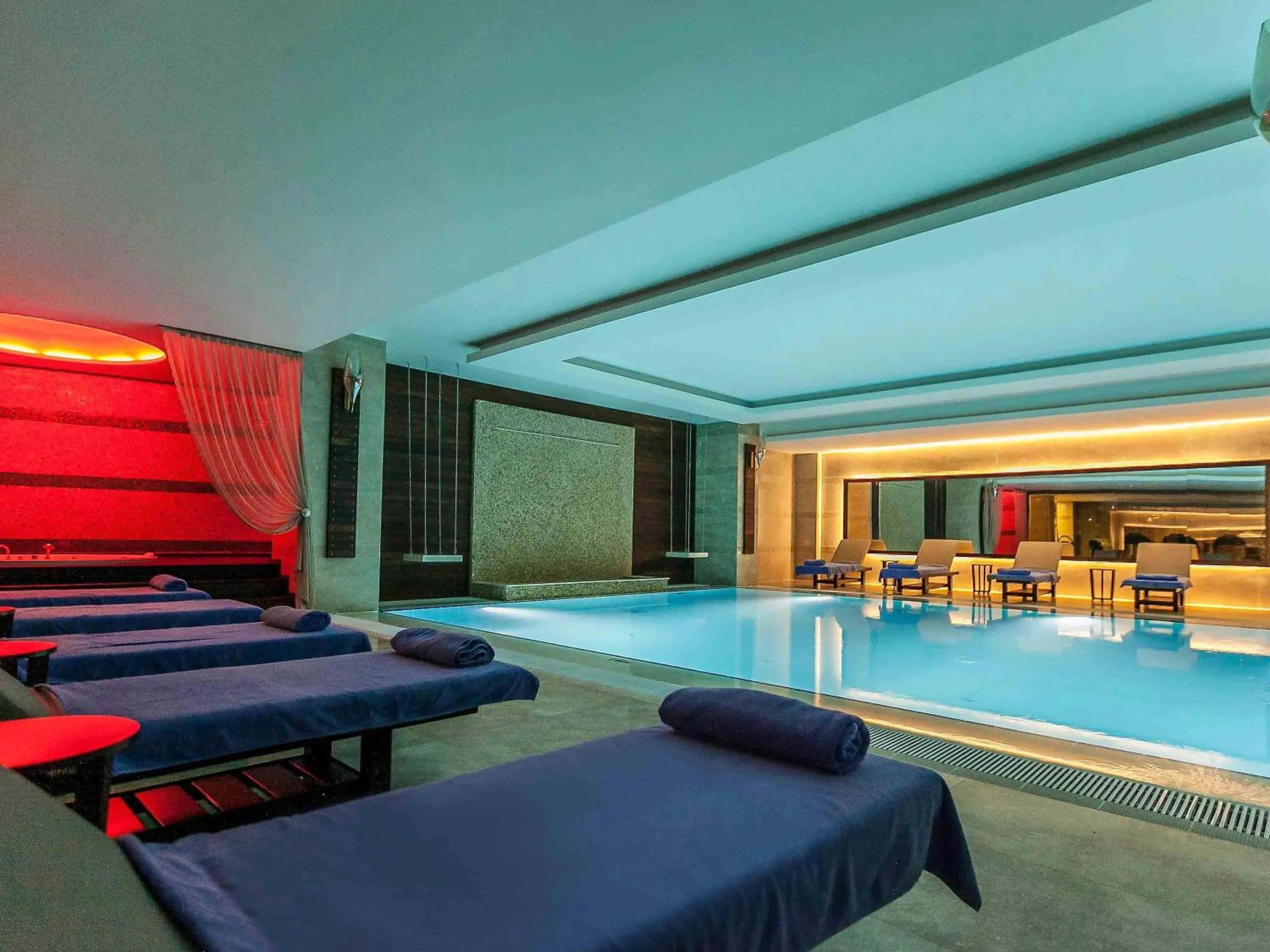 Pool view in Novotel Diyarbakir