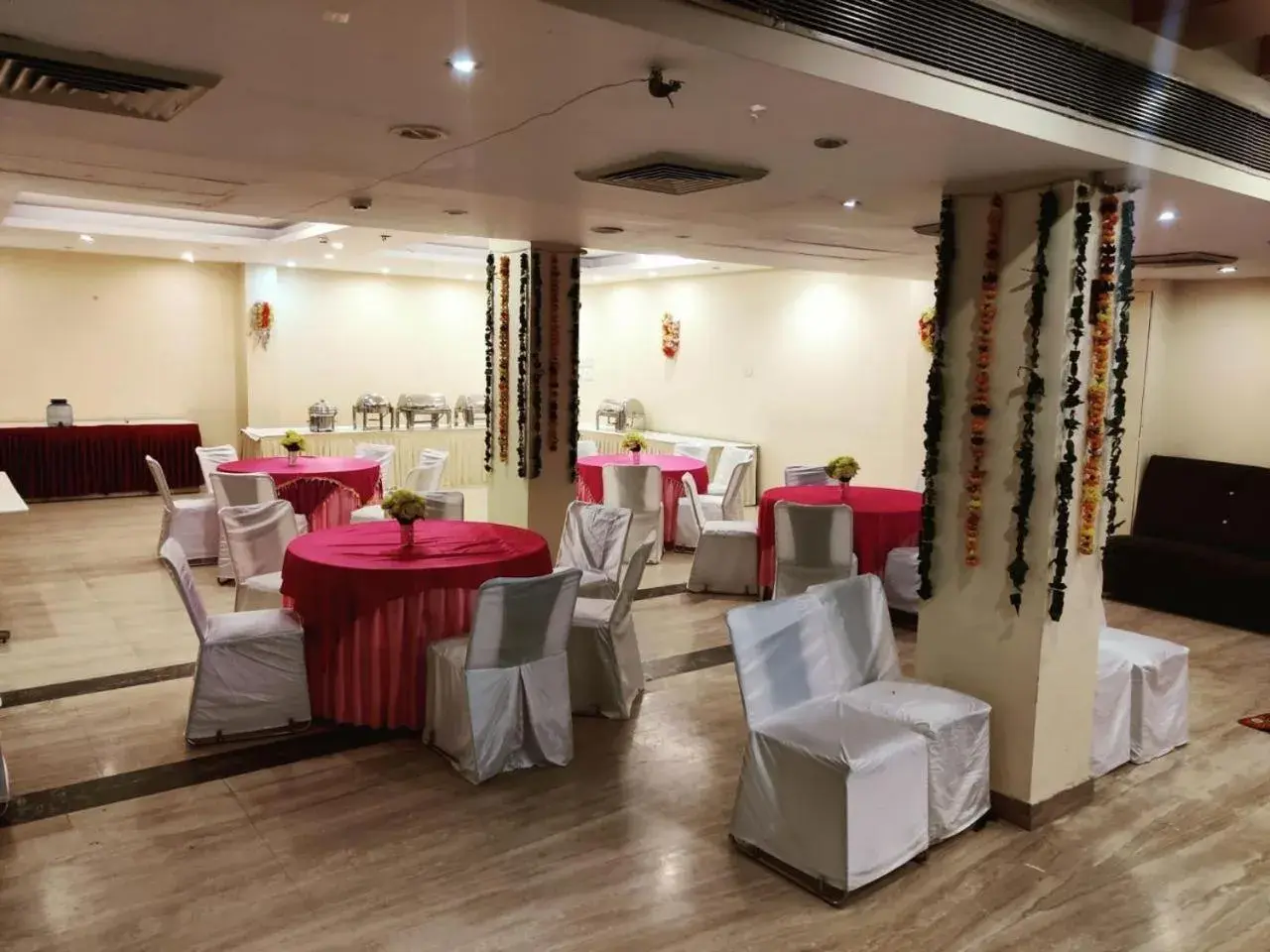 Restaurant/places to eat in Treebo Premium Relax Inn Patel Nagar Restaurant/places to eat in Treebo Premium Relax Inn Patel Nagar