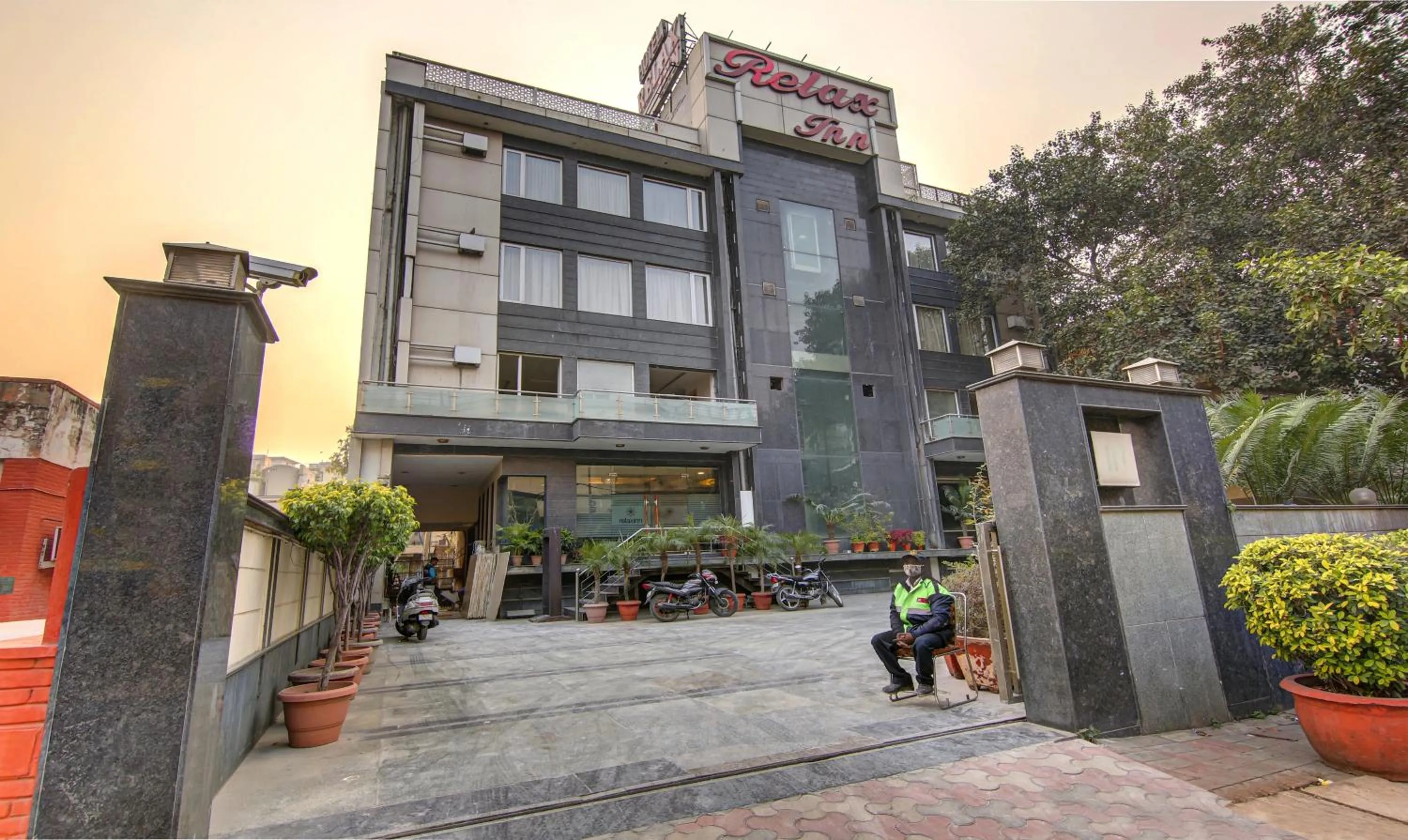 Facade/entrance in Treebo Premium Relax Inn Patel Nagar