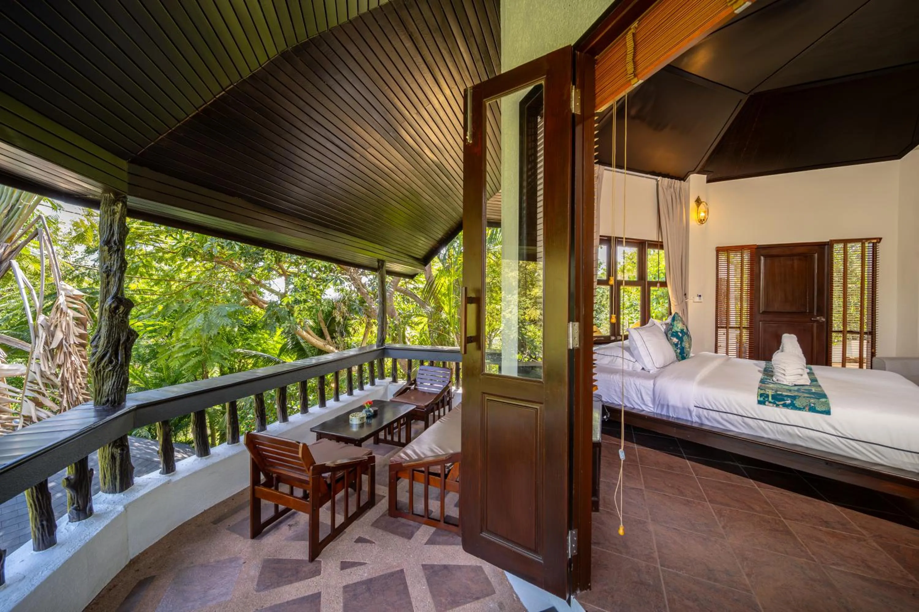 Deluxe Double Room with Side Sea View in Chaweng Bay View Resort by Smith & Appy