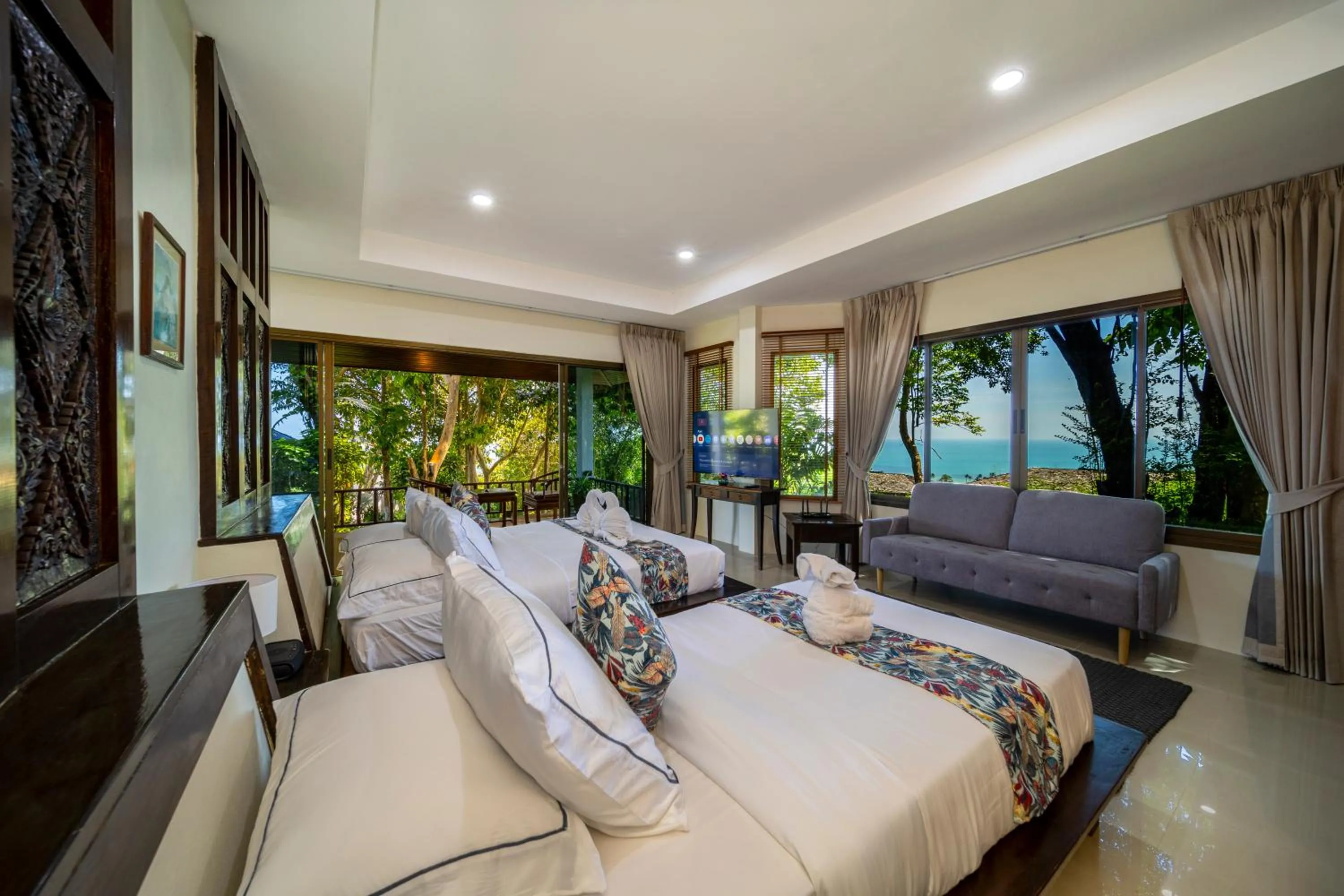 Superior Apartment with Balcony in Chaweng Bay View Resort by Smith & Appy