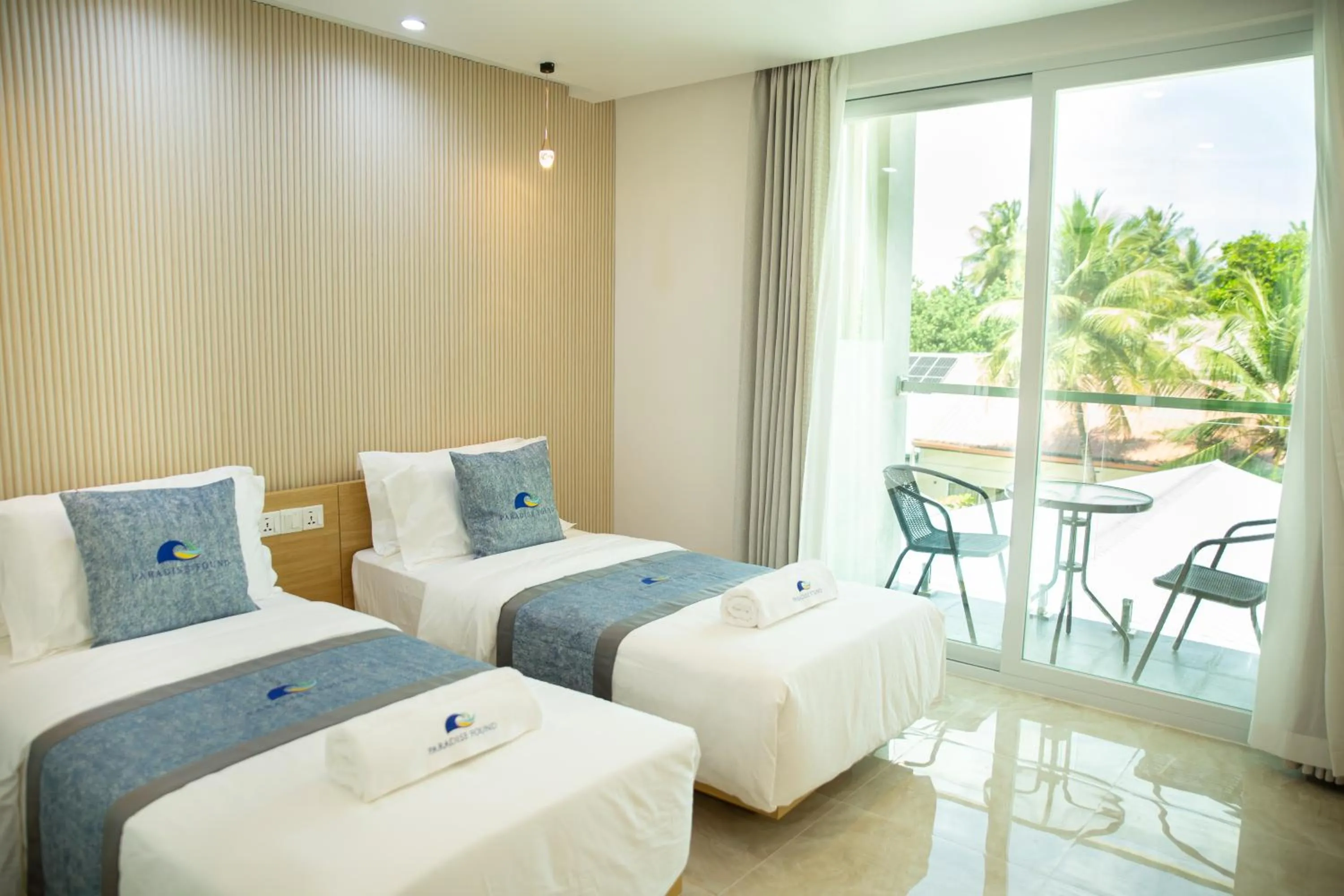 Bed in Paradise Found