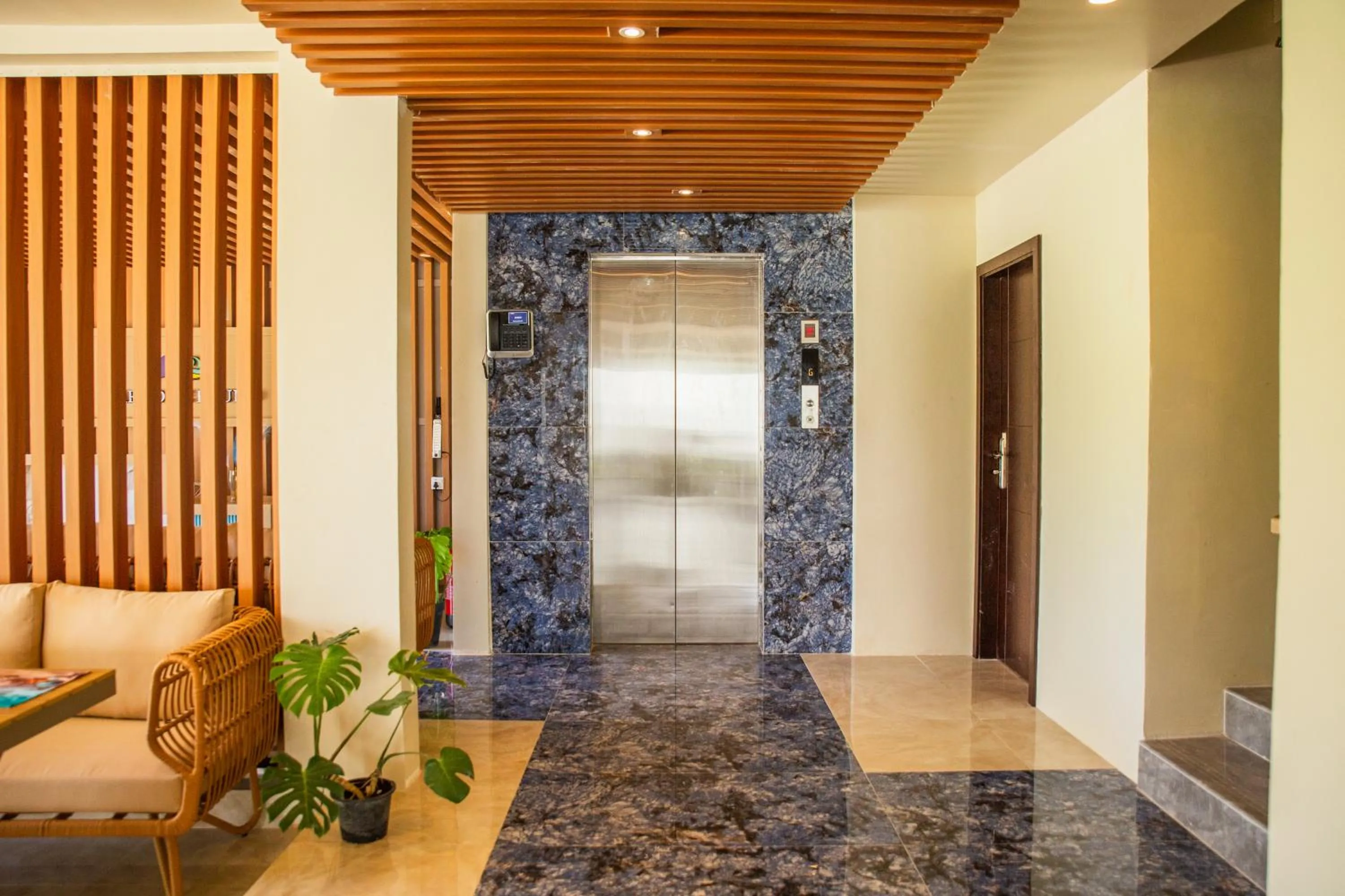 Lobby or reception in Paradise Found