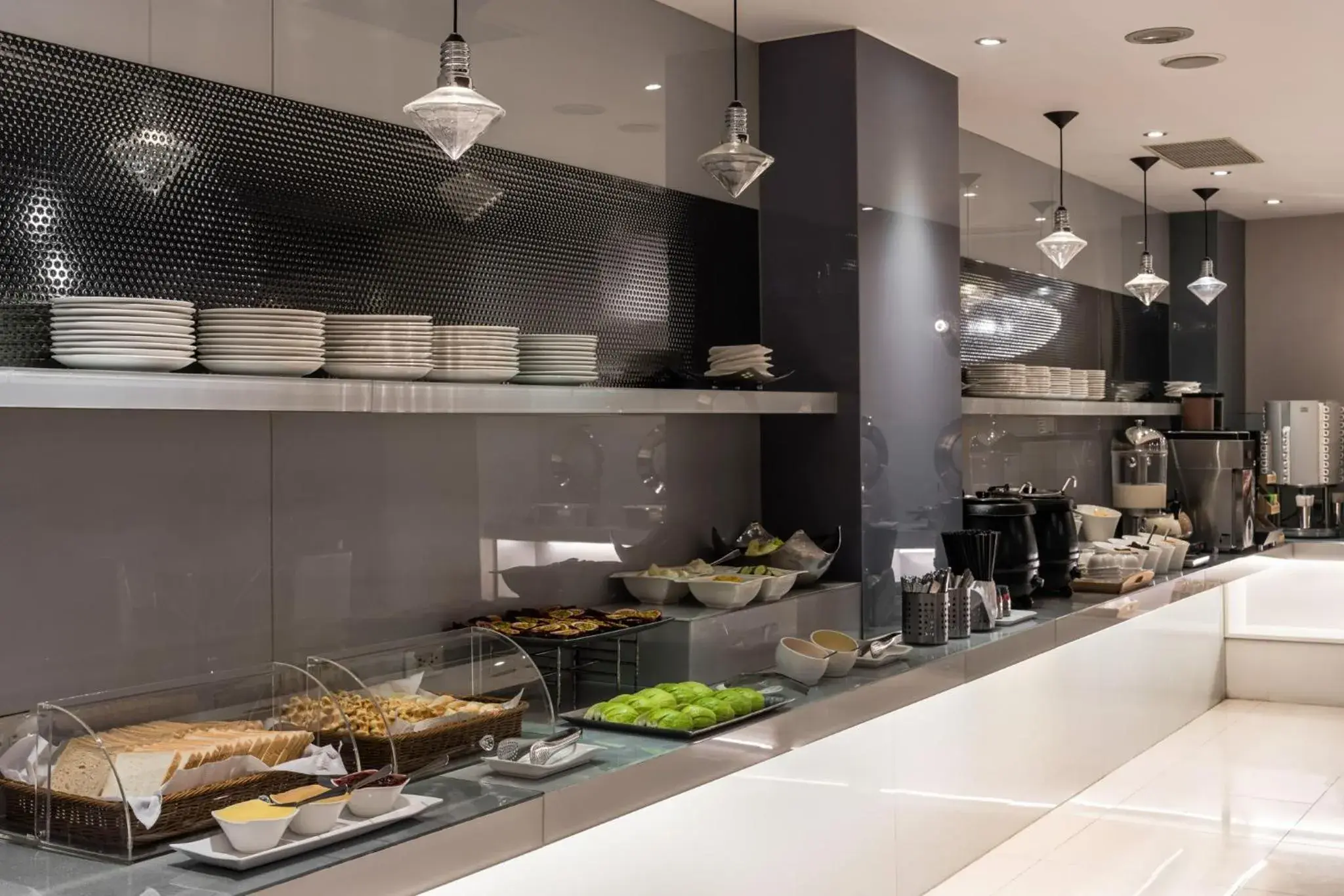 Restaurant/places to eat in The Riverside Hotel Esthetics Restaurant/places to eat in The Riverside Hotel Esthetics