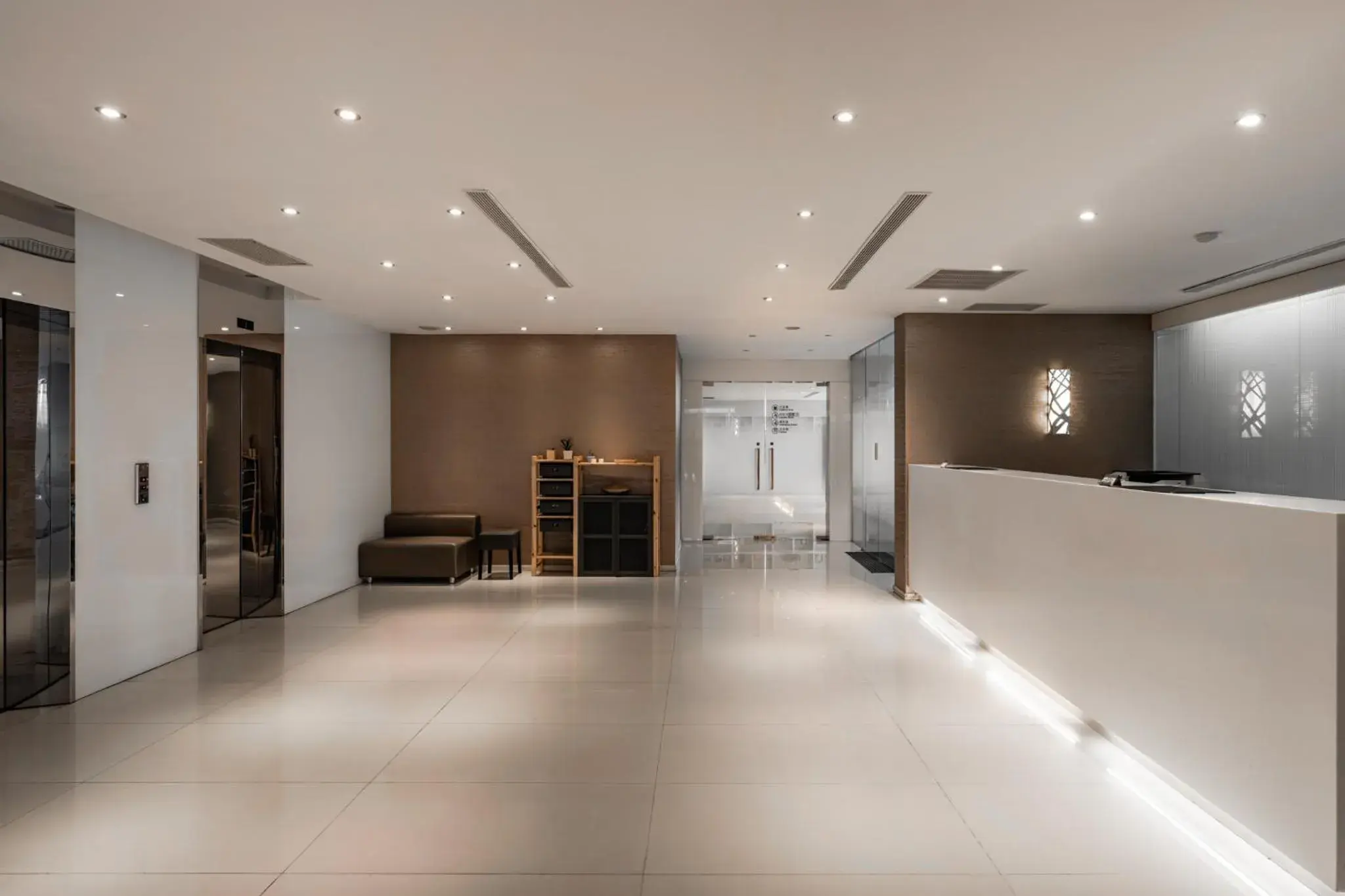 Property building in The Riverside Hotel Esthetics Property building in The Riverside Hotel Esthetics