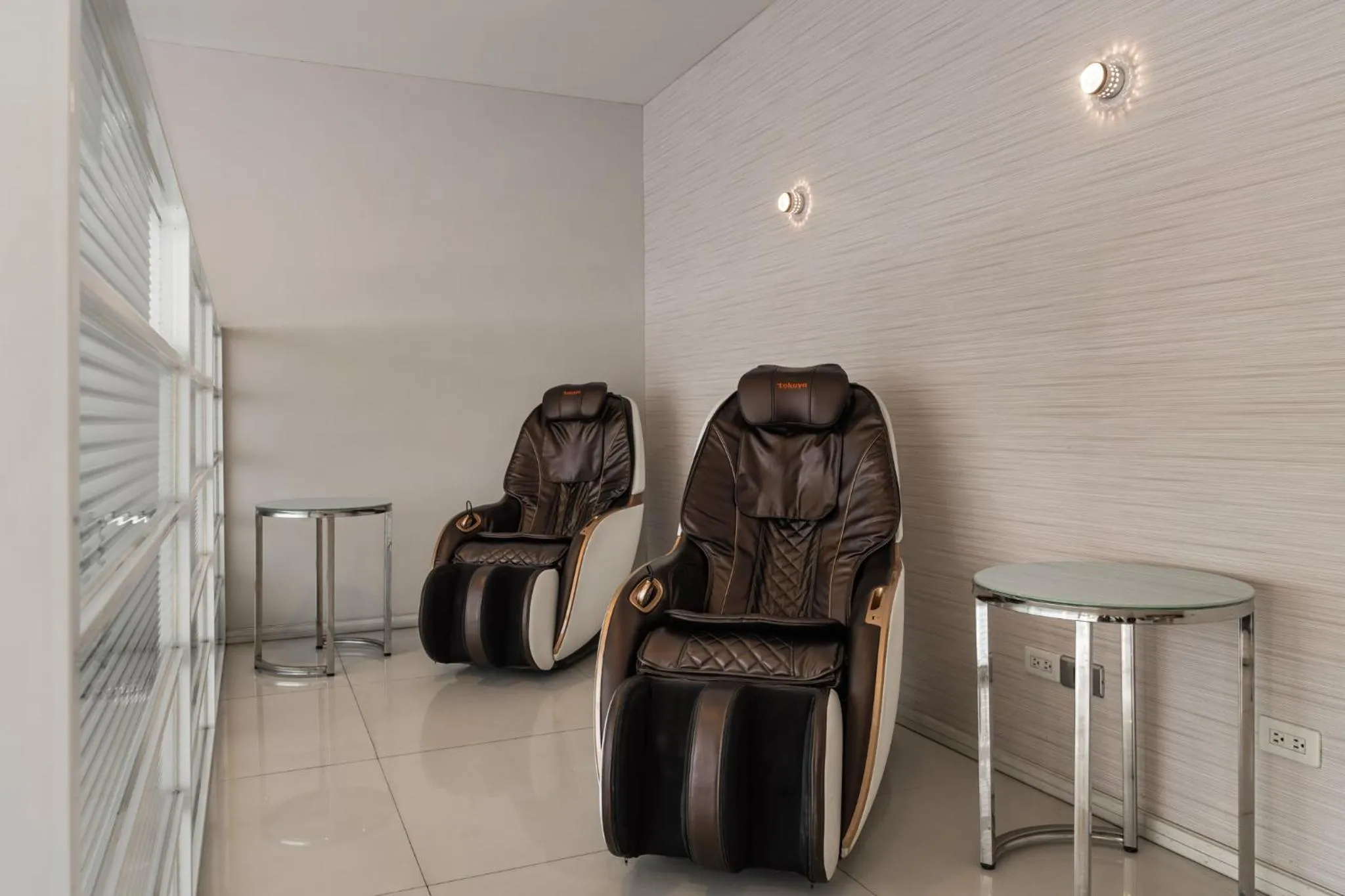 Seating area in The Riverside Hotel Esthetics