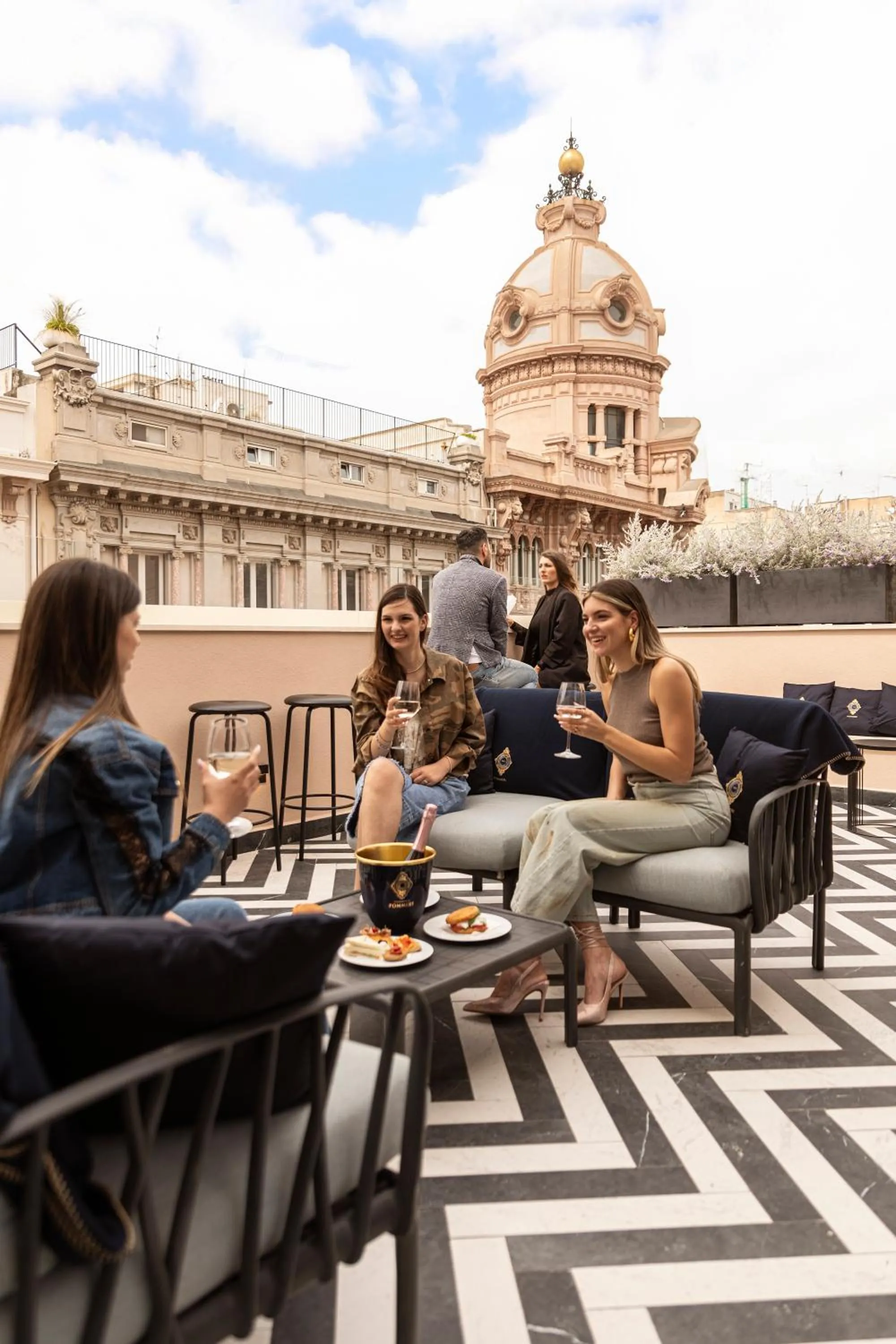 Patio in Sparano Palace - Luxury Maison