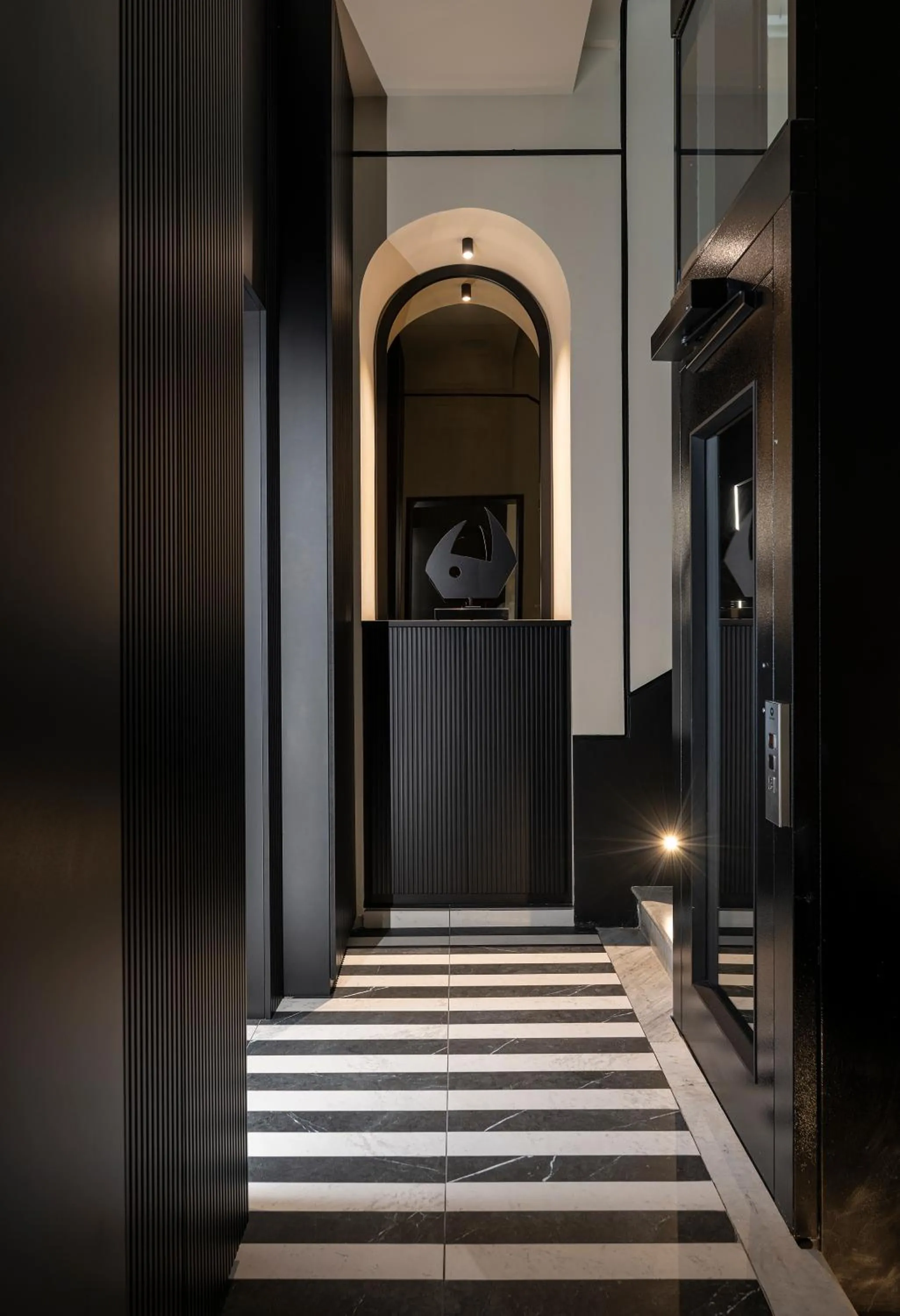 elevator in Sparano Palace - Luxury Maison