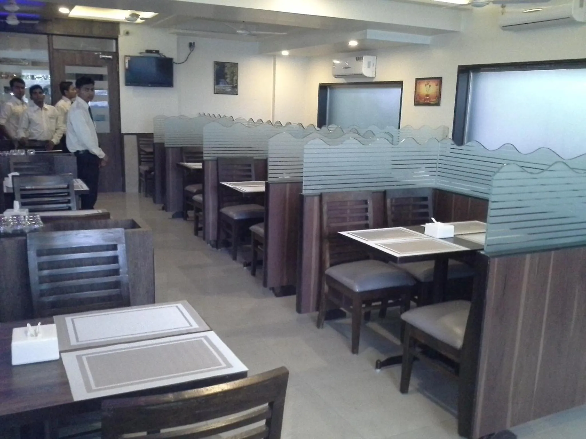 Restaurant/places to eat in Galaxy Vaibhav