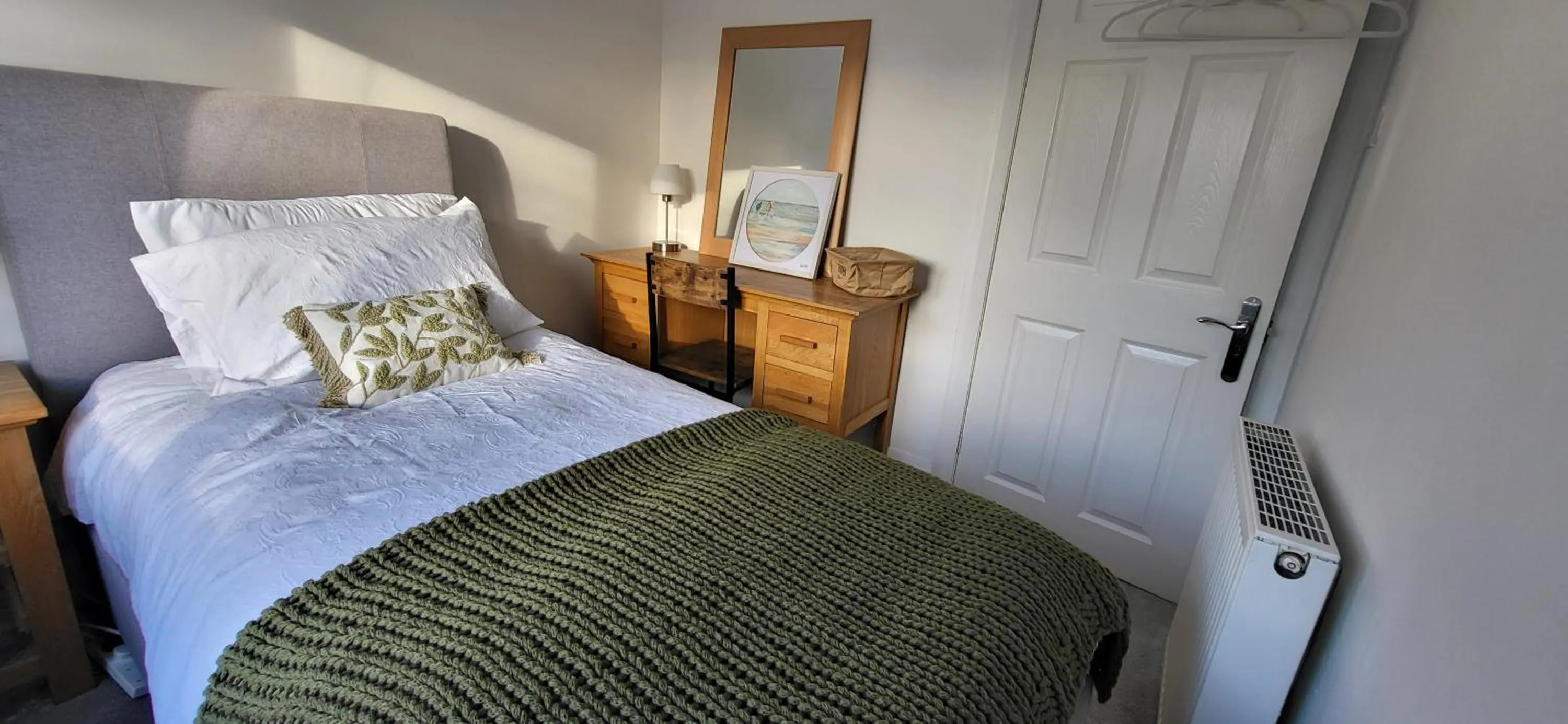 Bedroom, Bed in The Willows, Yarm