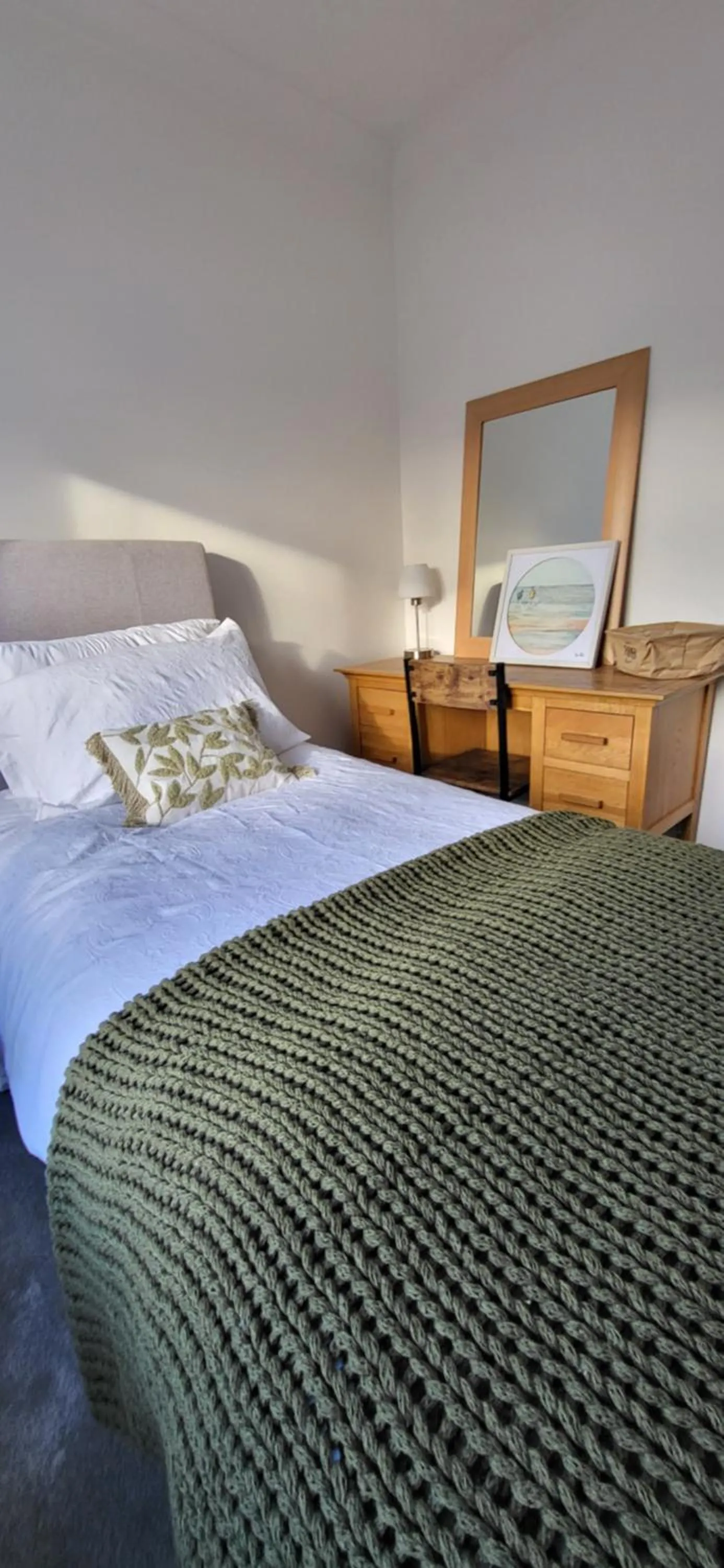 Bedroom, Bed in The Willows, Yarm