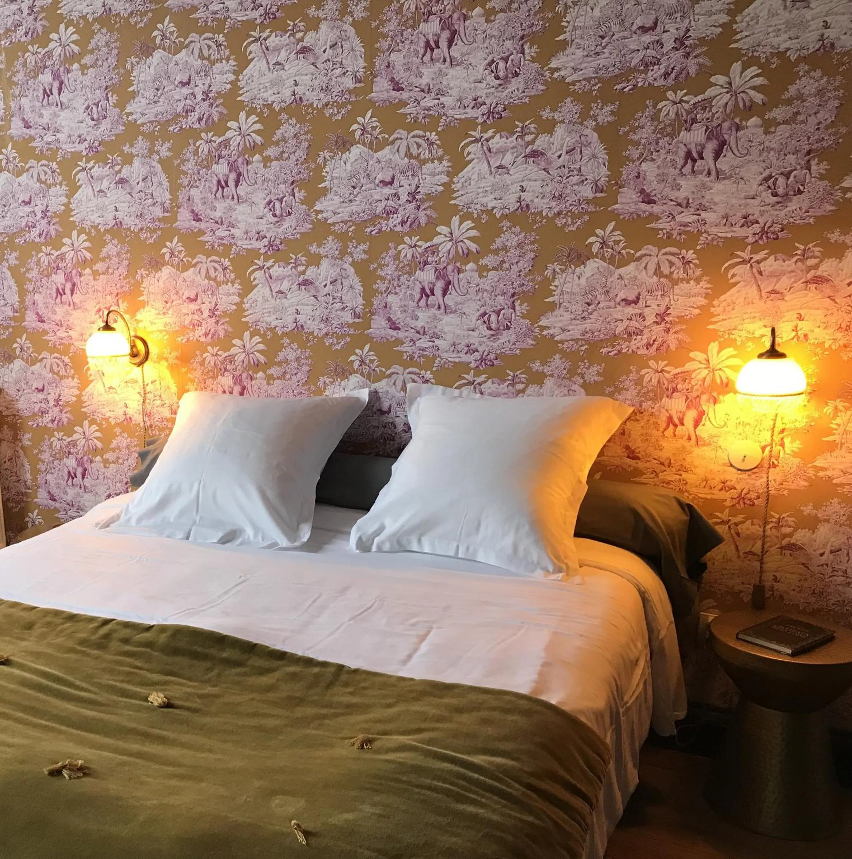 Bed in La Maison Saint Aignan