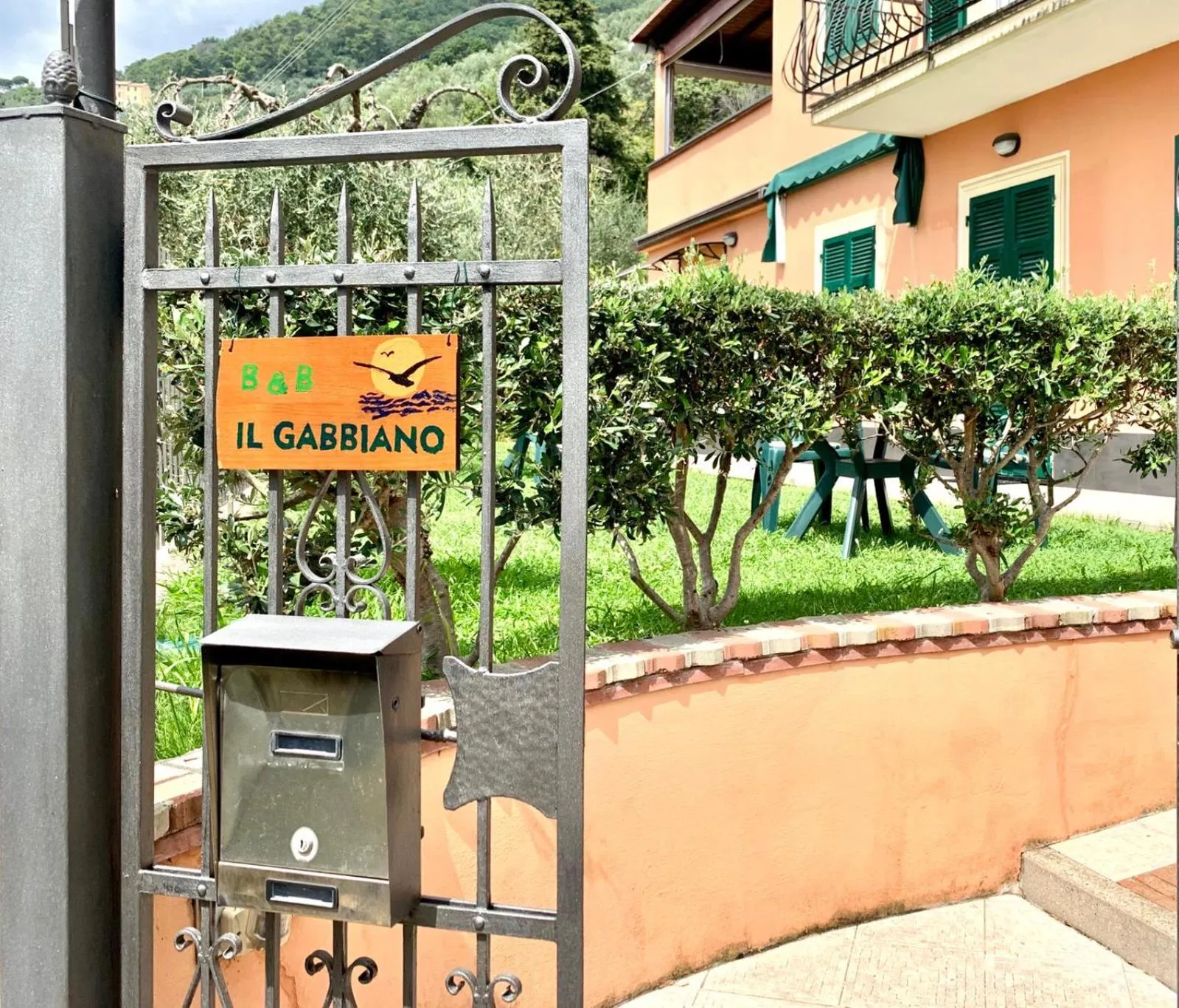 Facade/entrance in Il Gabbiano Di Pieve