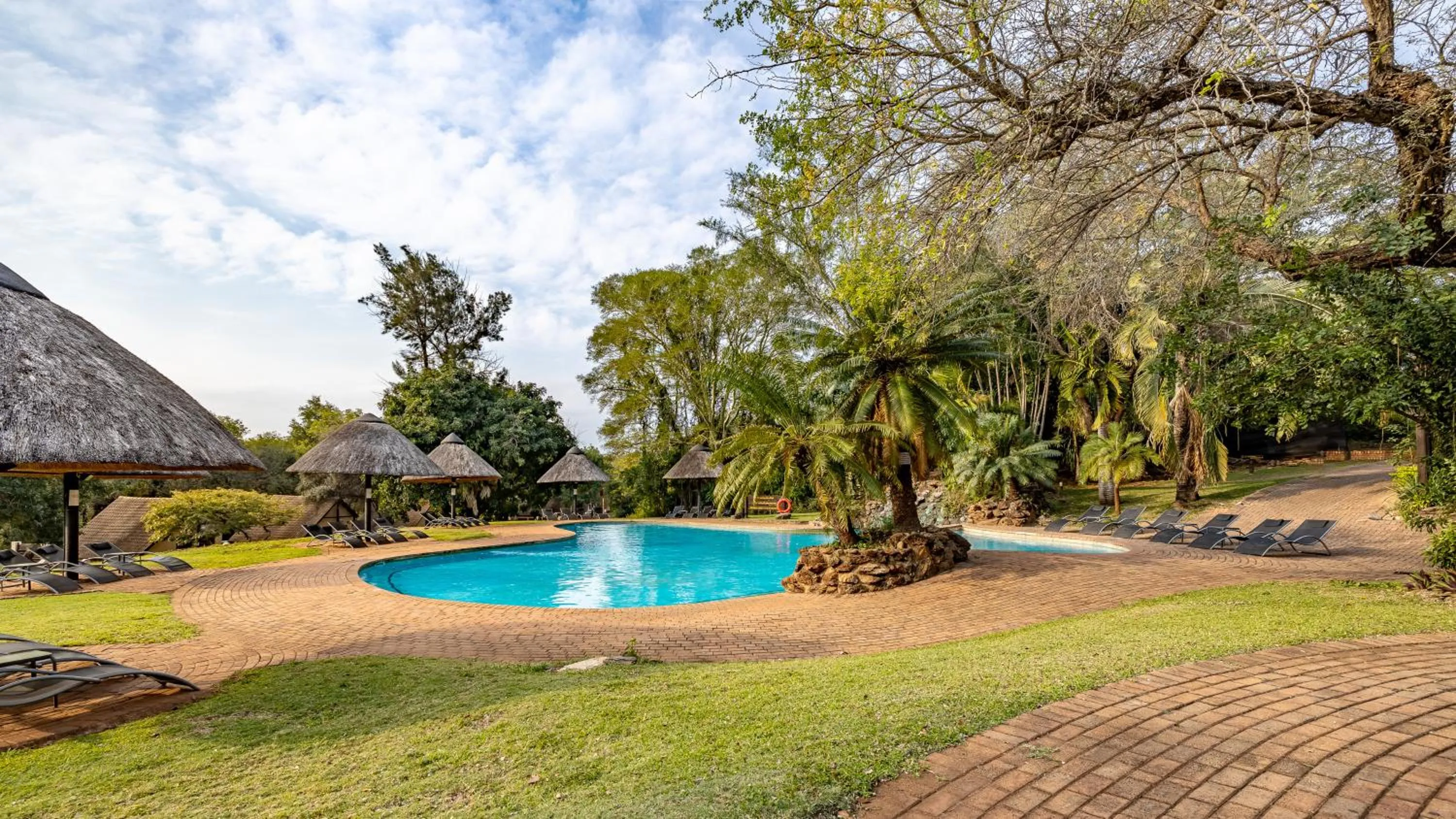 Swimming pool in Pestana Kruger Lodge